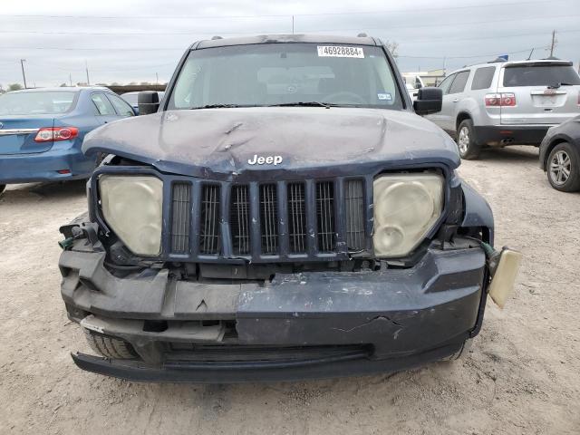 Photo 4 VIN: 1J8GP28K48W106996 - JEEP LIBERTY 