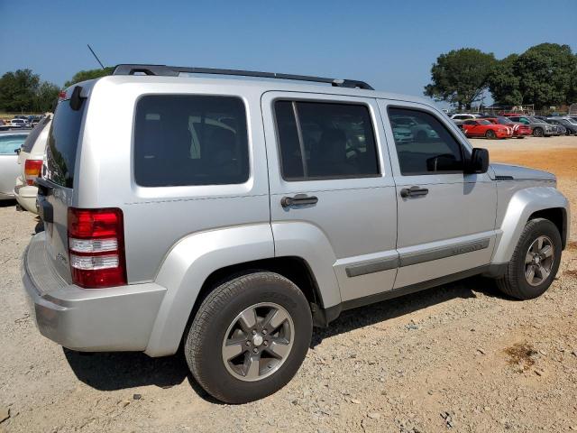 Photo 2 VIN: 1J8GP28K48W134216 - JEEP LIBERTY SP 