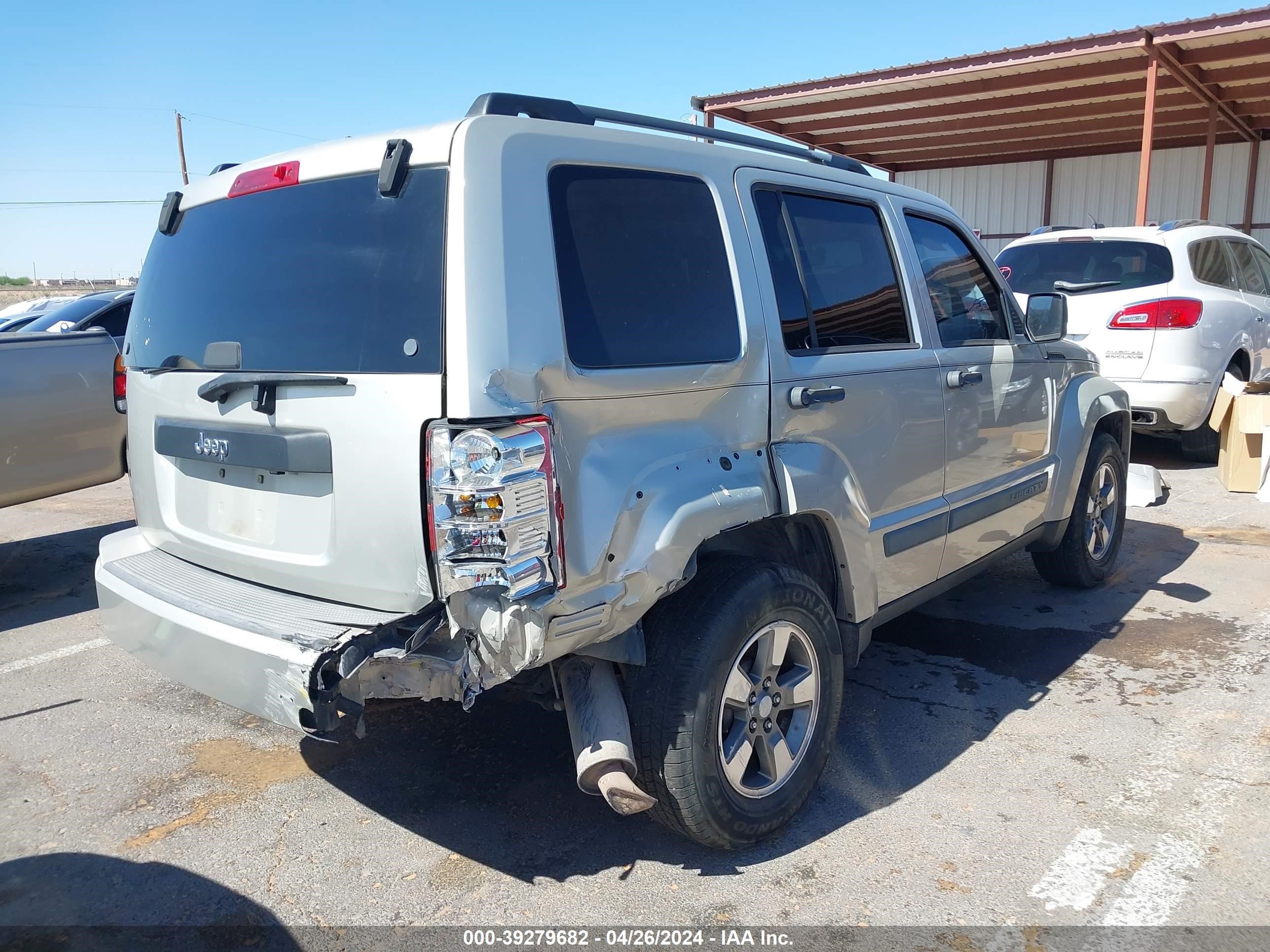 Photo 3 VIN: 1J8GP28K49W506574 - JEEP LIBERTY (NORTH AMERICA) 