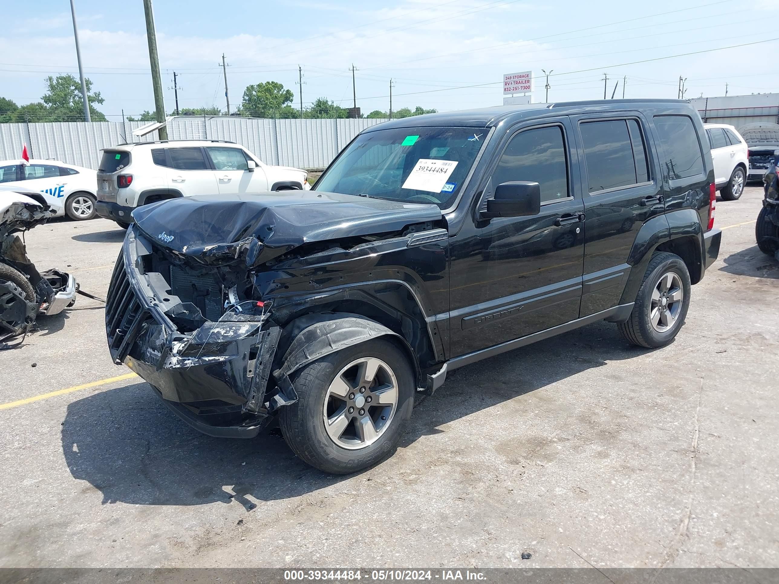 Photo 1 VIN: 1J8GP28K68W144486 - JEEP LIBERTY (NORTH AMERICA) 