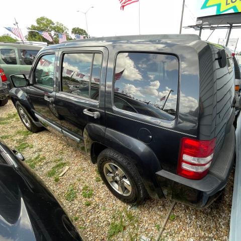 Photo 2 VIN: 1J8GP28K78W262885 - JEEP LIBERTY SP 