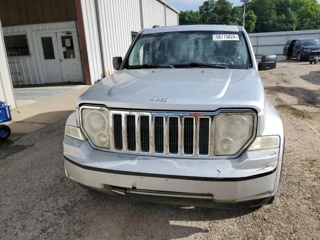 Photo 4 VIN: 1J8GP58K18W148379 - JEEP LIBERTY LI 