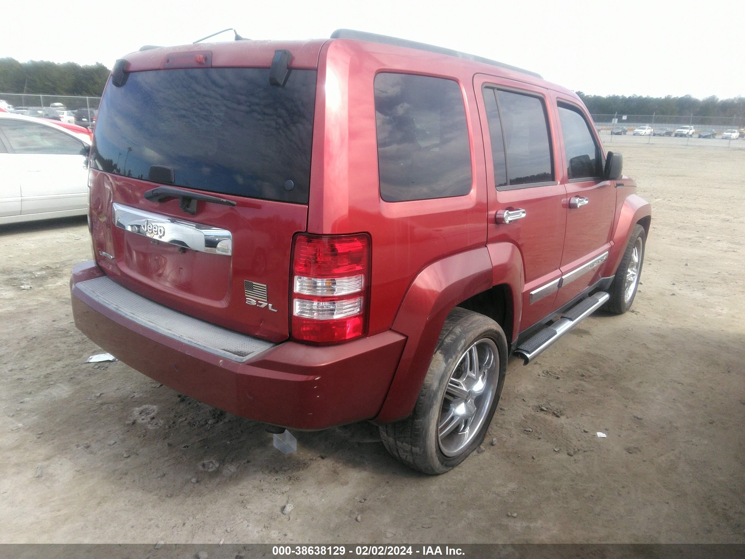 Photo 3 VIN: 1J8GP58K48W240926 - JEEP LIBERTY (NORTH AMERICA) 