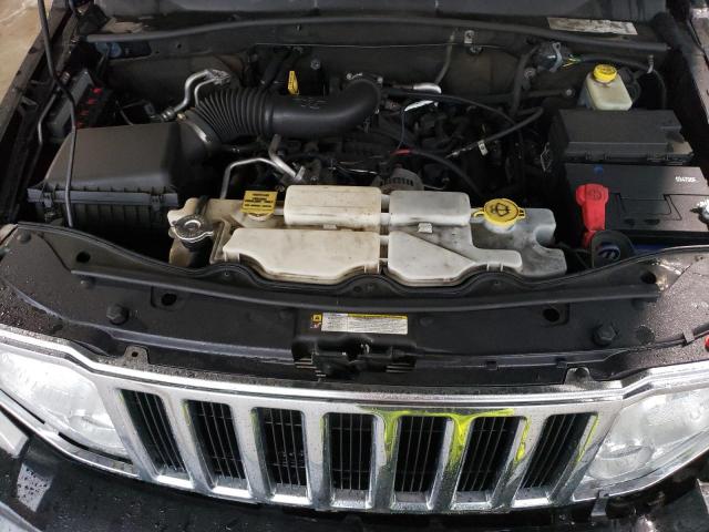 Photo 11 VIN: 1J8GP58K68W224811 - JEEP LIBERTY 