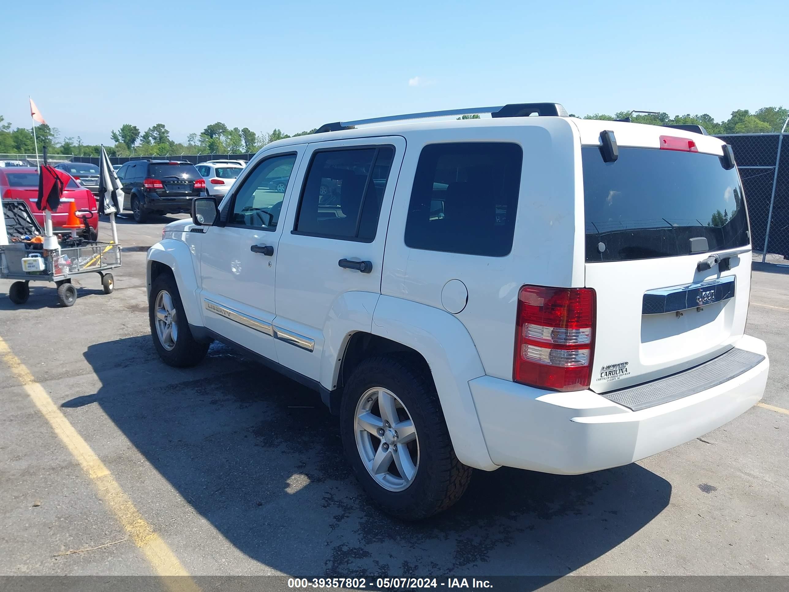 Photo 2 VIN: 1J8GP58K79W529431 - JEEP LIBERTY (NORTH AMERICA) 