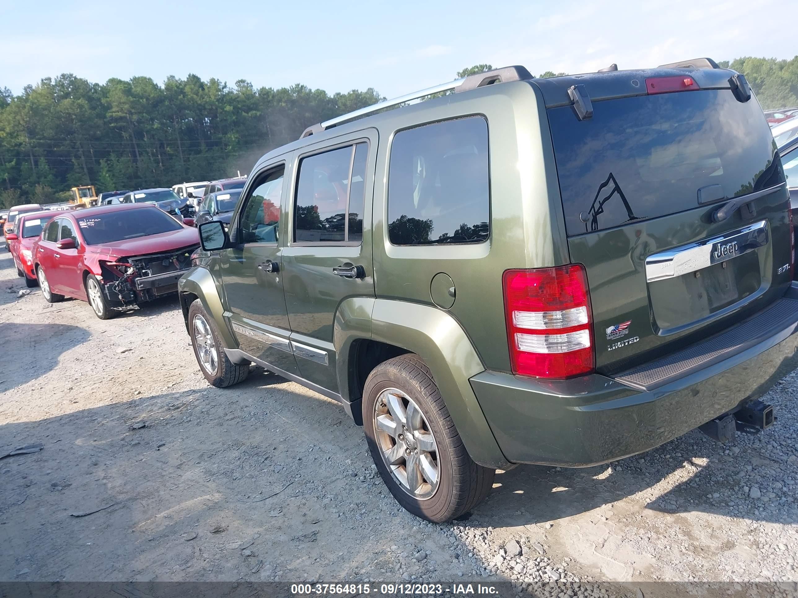 Photo 2 VIN: 1J8GP58K88W100345 - JEEP LIBERTY (NORTH AMERICA) 