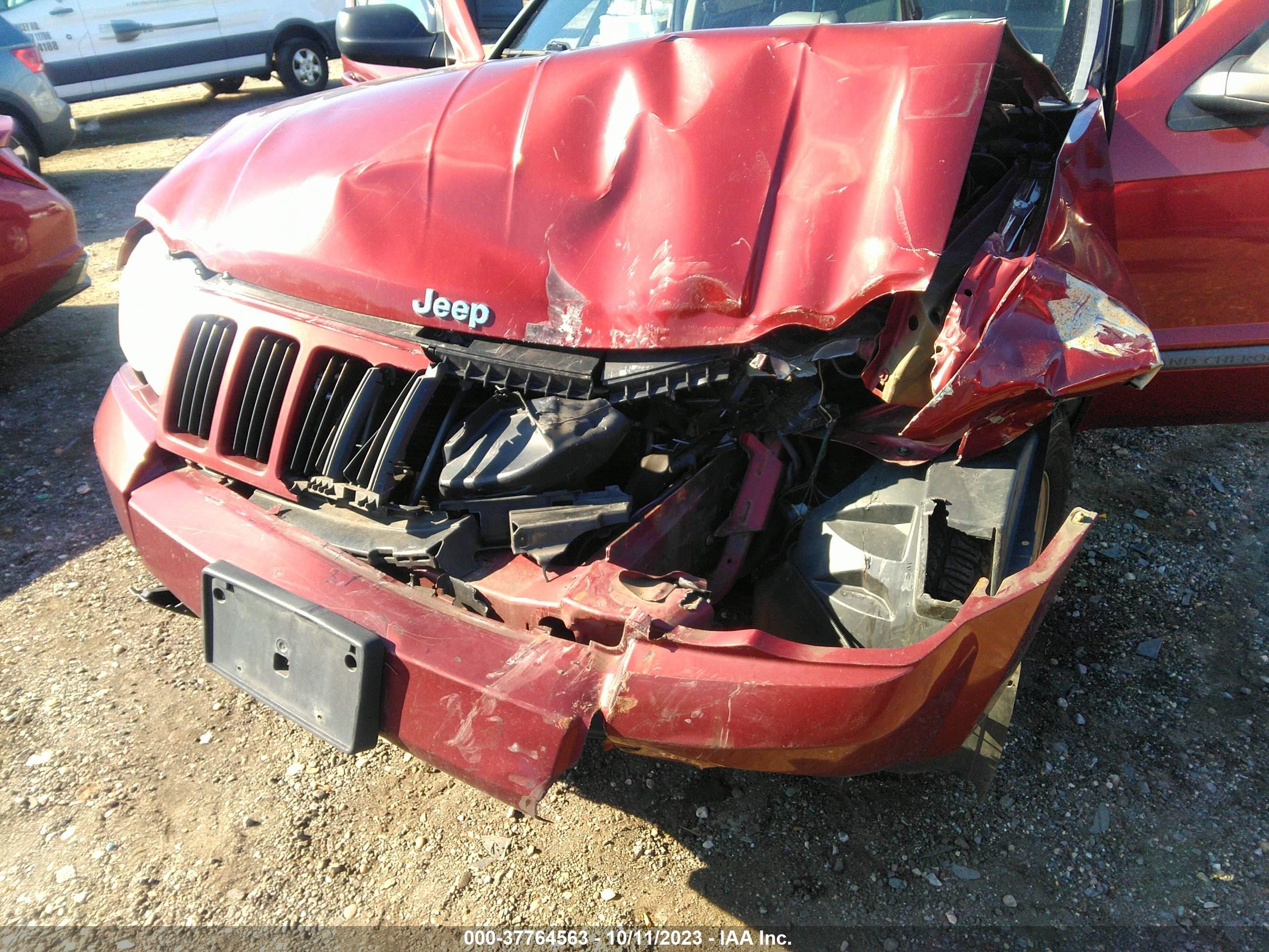 Photo 5 VIN: 1J8GR48K08C225832 - JEEP GRAND CHEROKEE 