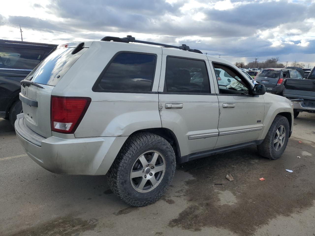 Photo 2 VIN: 1J8GR48K09C549476 - JEEP GRAND CHEROKEE 