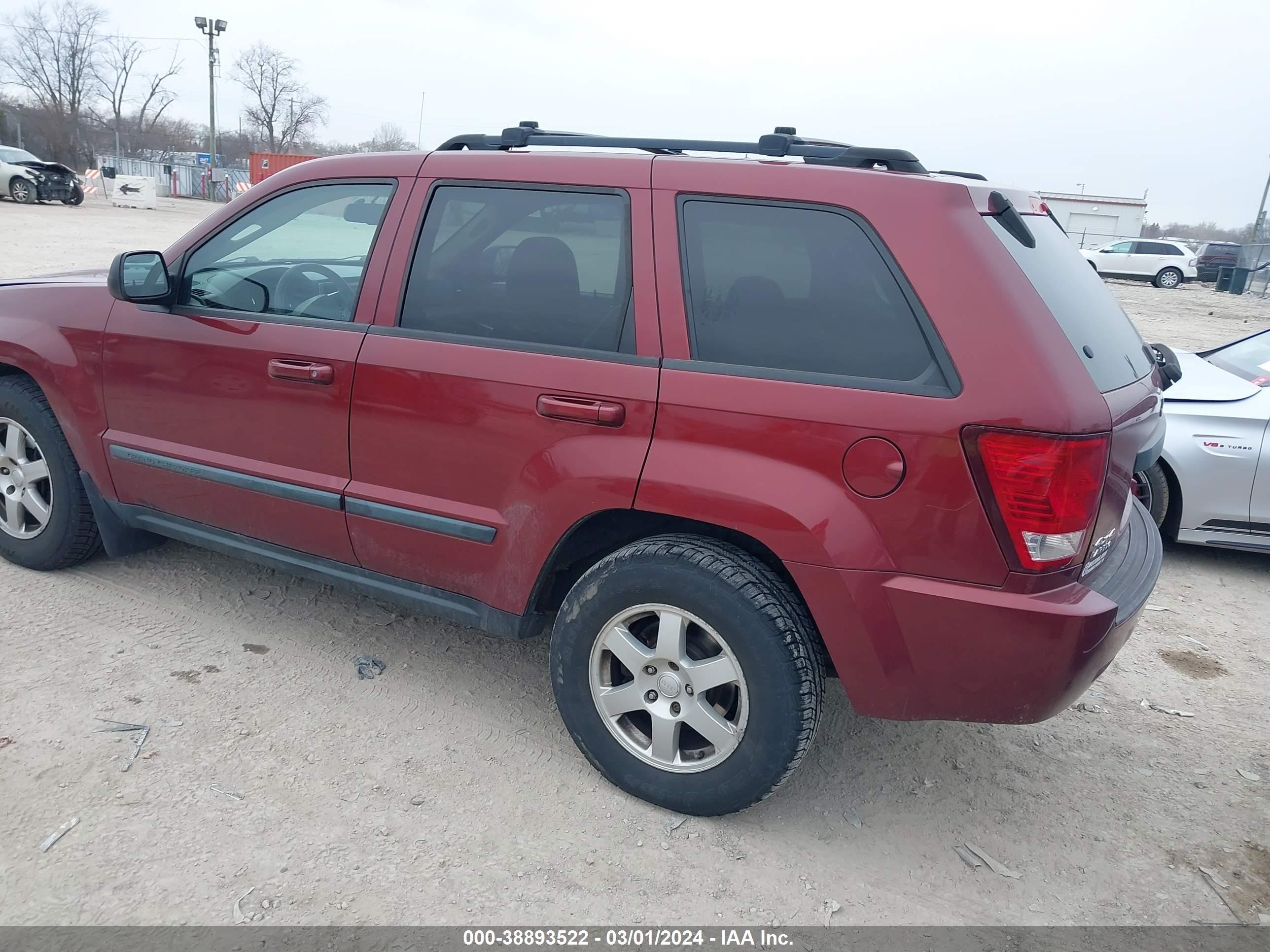 Photo 2 VIN: 1J8GR48K18C102024 - JEEP GRAND CHEROKEE 