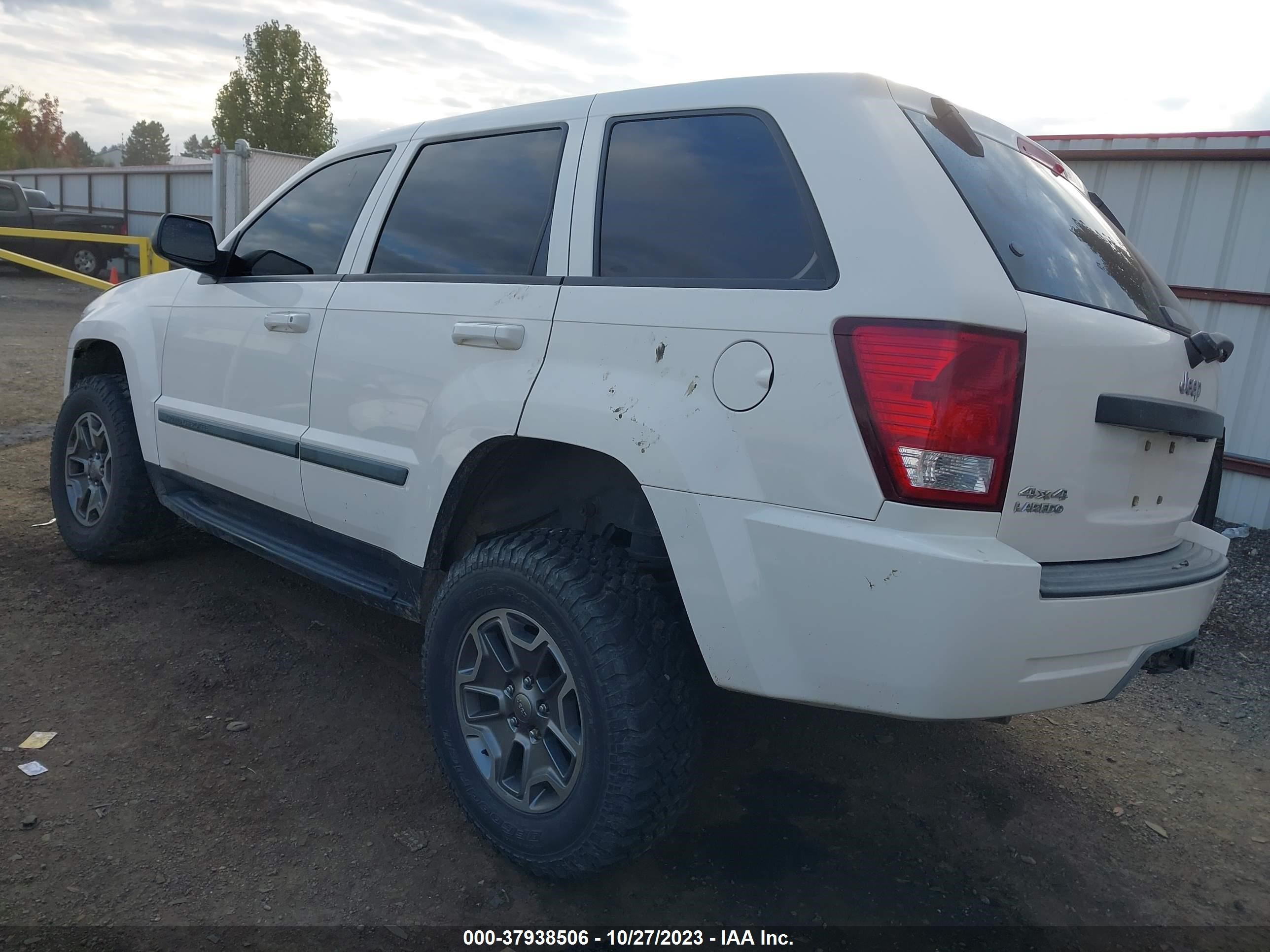 Photo 2 VIN: 1J8GR48K18C102766 - JEEP GRAND CHEROKEE 