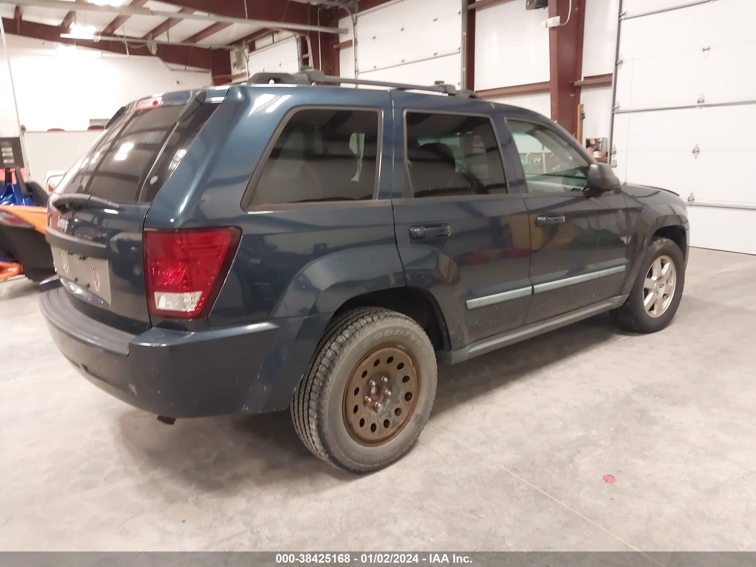 Photo 3 VIN: 1J8GR48K19C526093 - JEEP GRAND CHEROKEE 