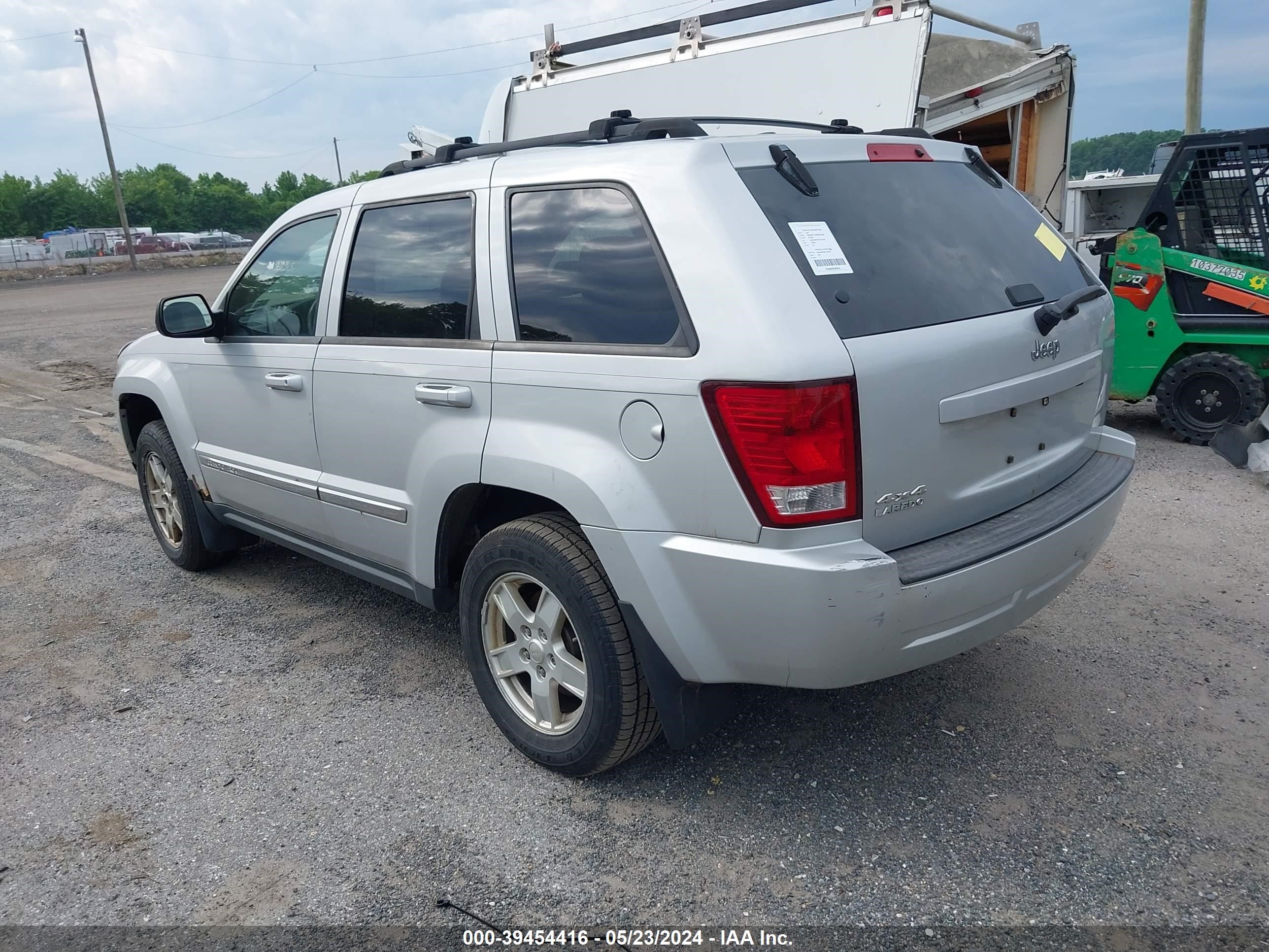 Photo 2 VIN: 1J8GR48K27C573765 - JEEP GRAND CHEROKEE 