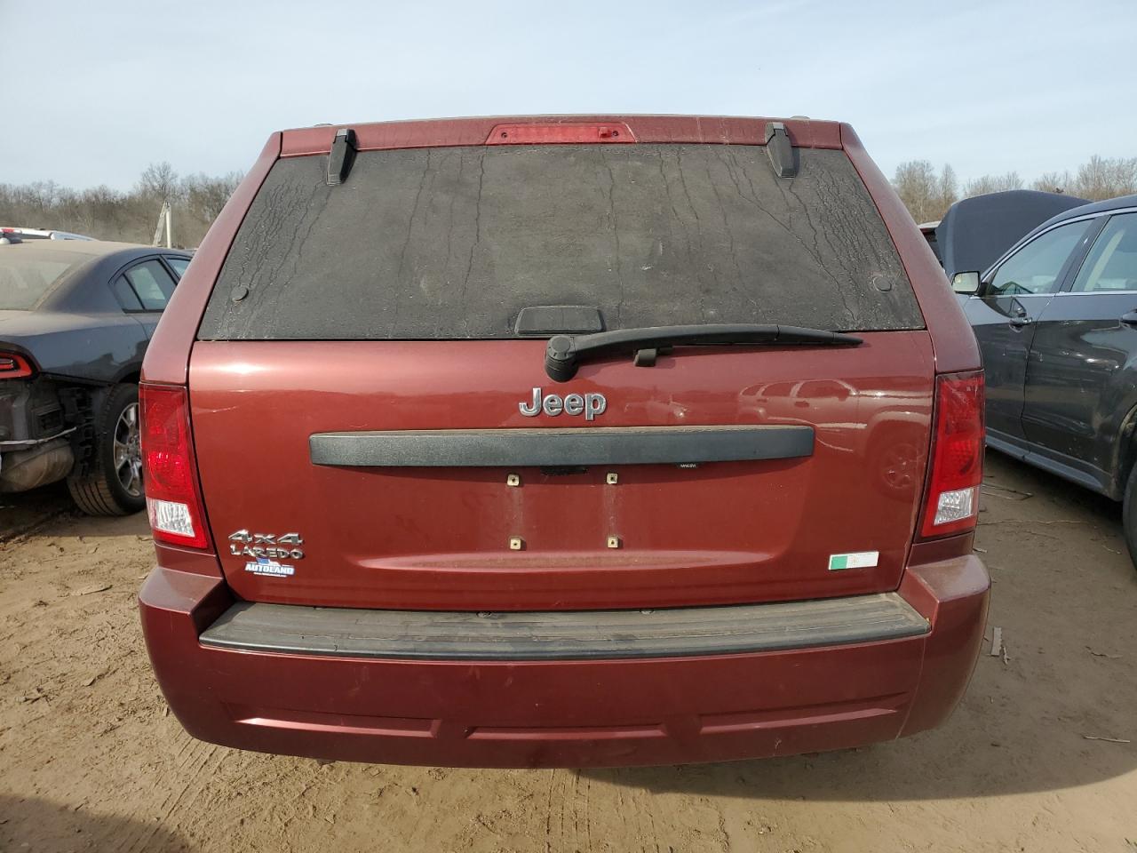 Photo 5 VIN: 1J8GR48K28C243300 - JEEP GRAND CHEROKEE 