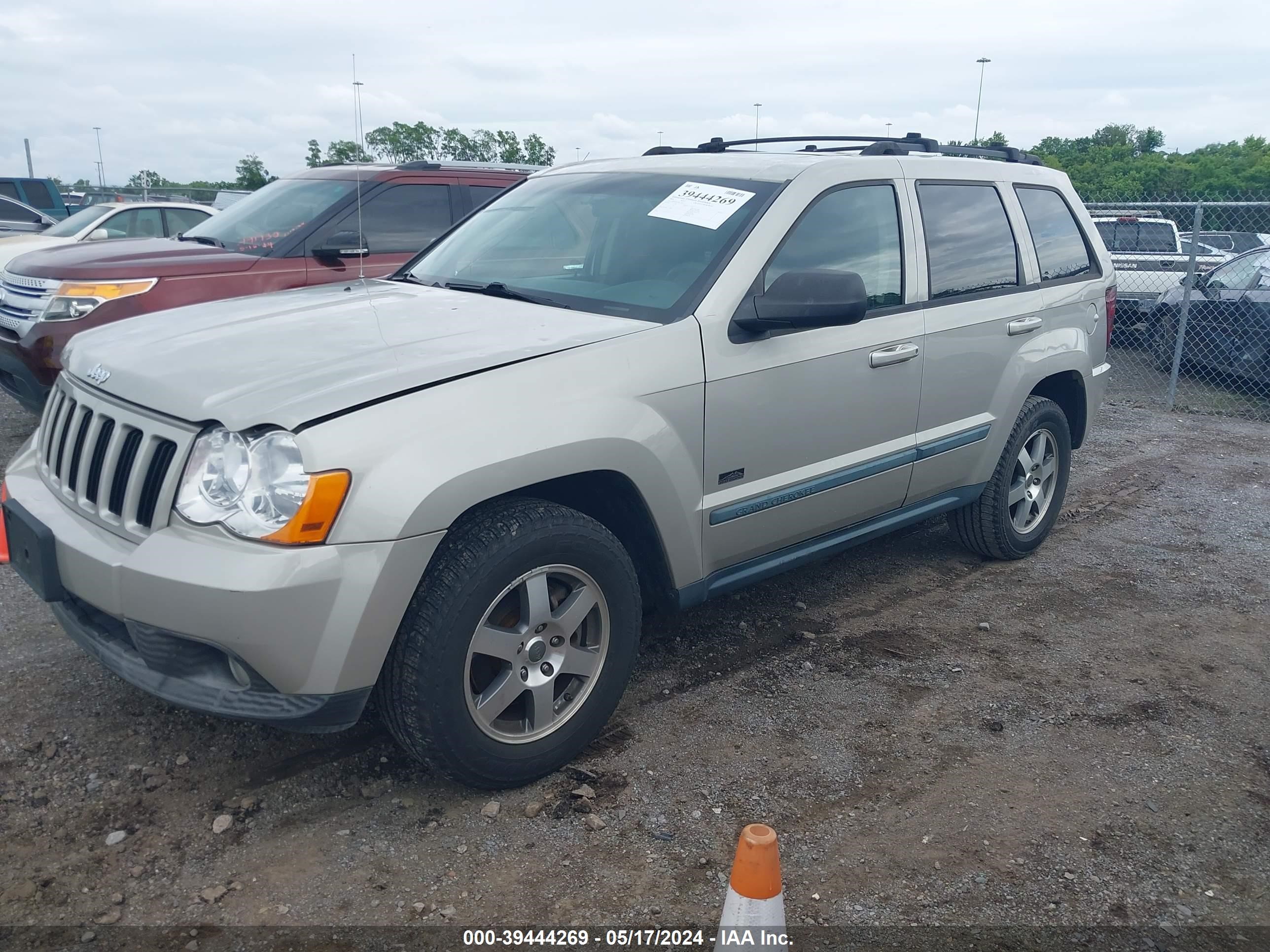 Photo 1 VIN: 1J8GR48K38C178151 - JEEP GRAND CHEROKEE 