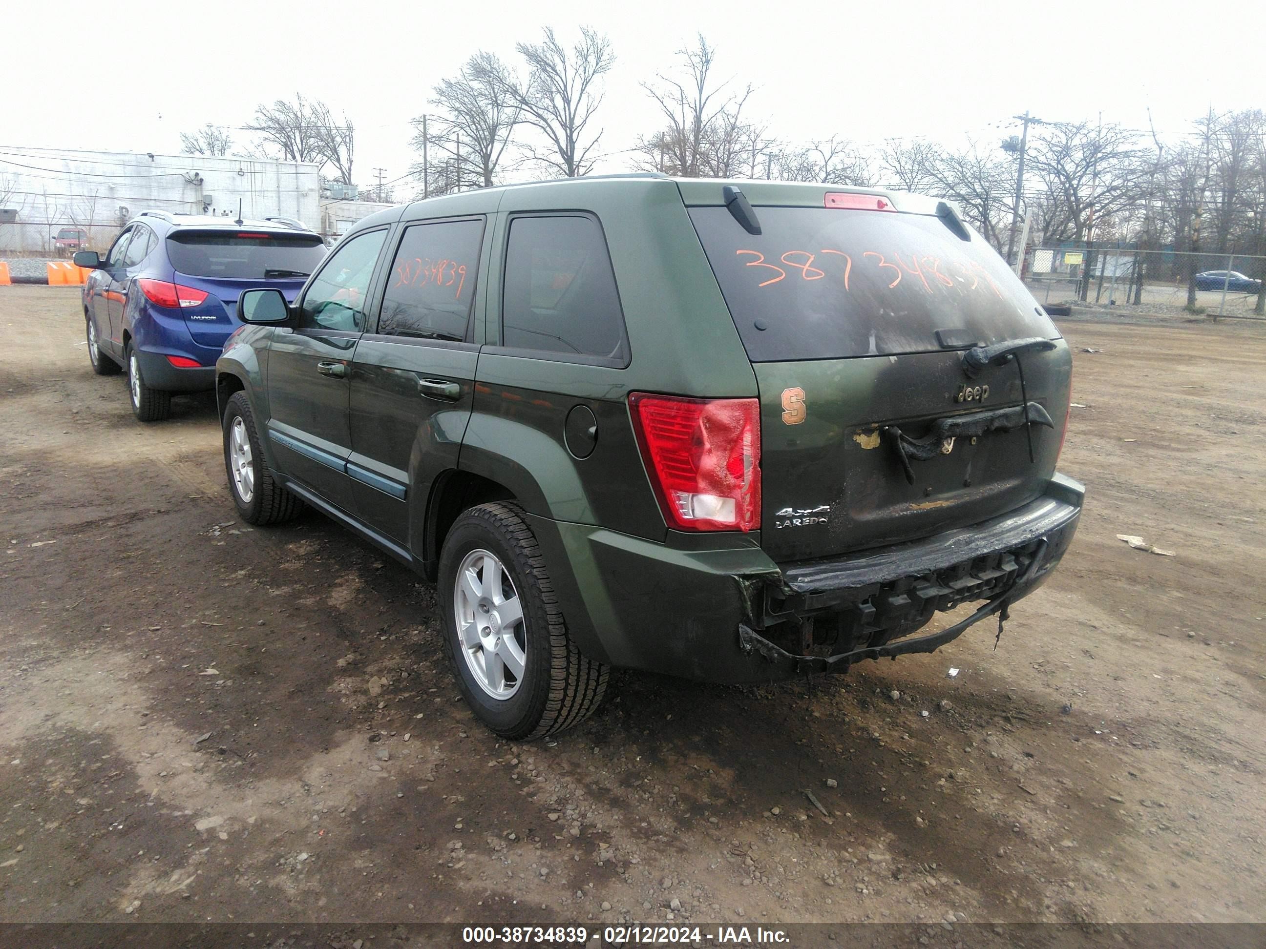 Photo 2 VIN: 1J8GR48K38C205235 - JEEP GRAND CHEROKEE 