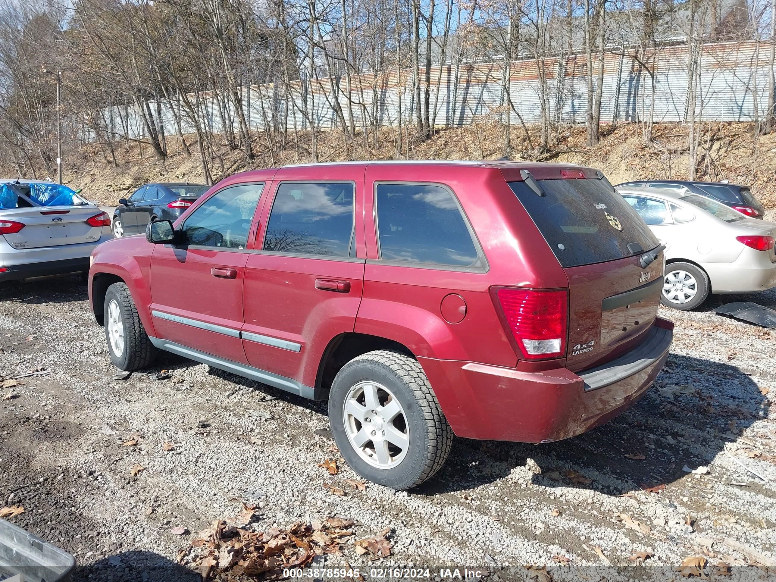 Photo 2 VIN: 1J8GR48K38C217336 - JEEP GRAND CHEROKEE 