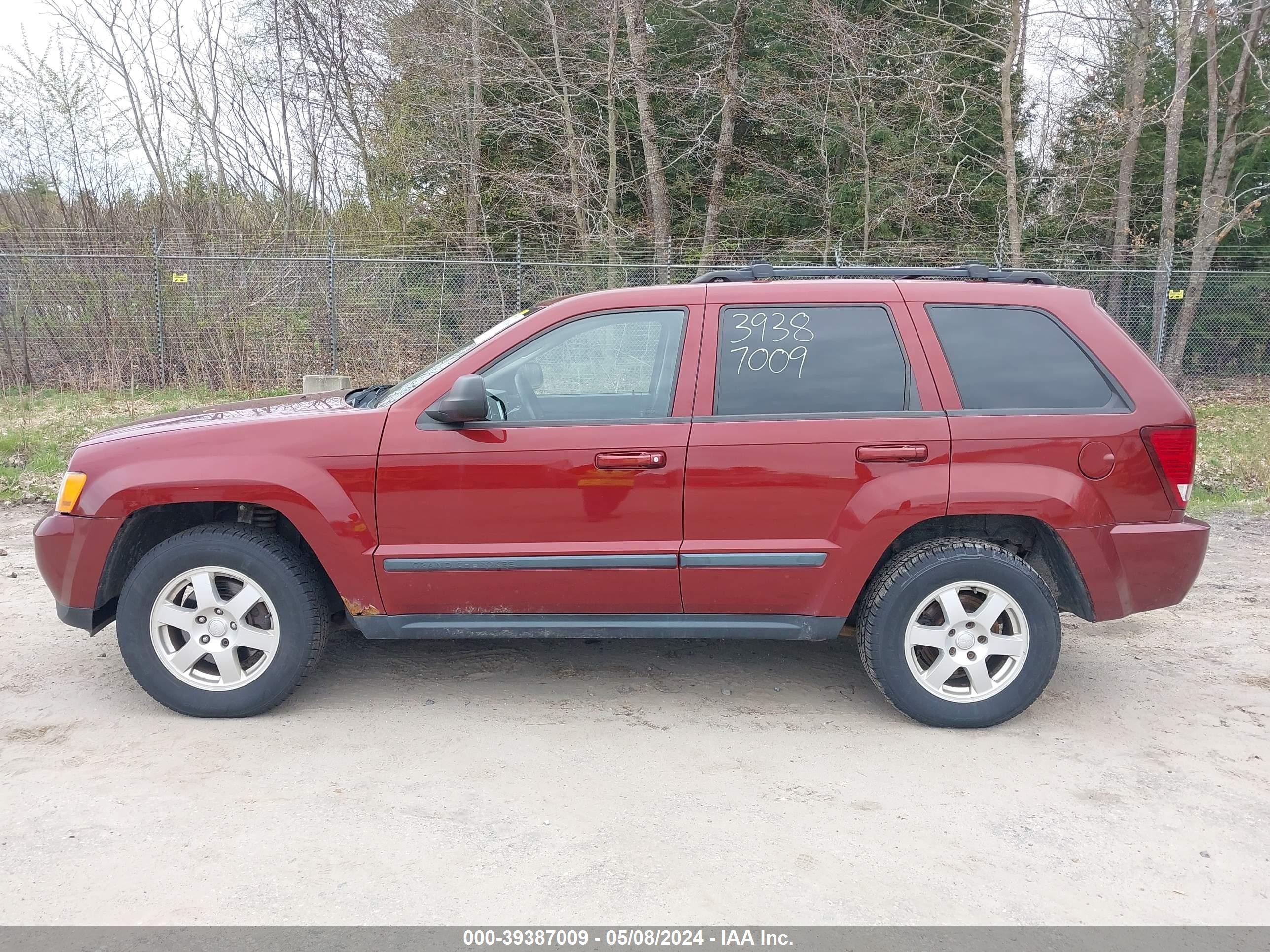 Photo 11 VIN: 1J8GR48K39C525415 - JEEP GRAND CHEROKEE 