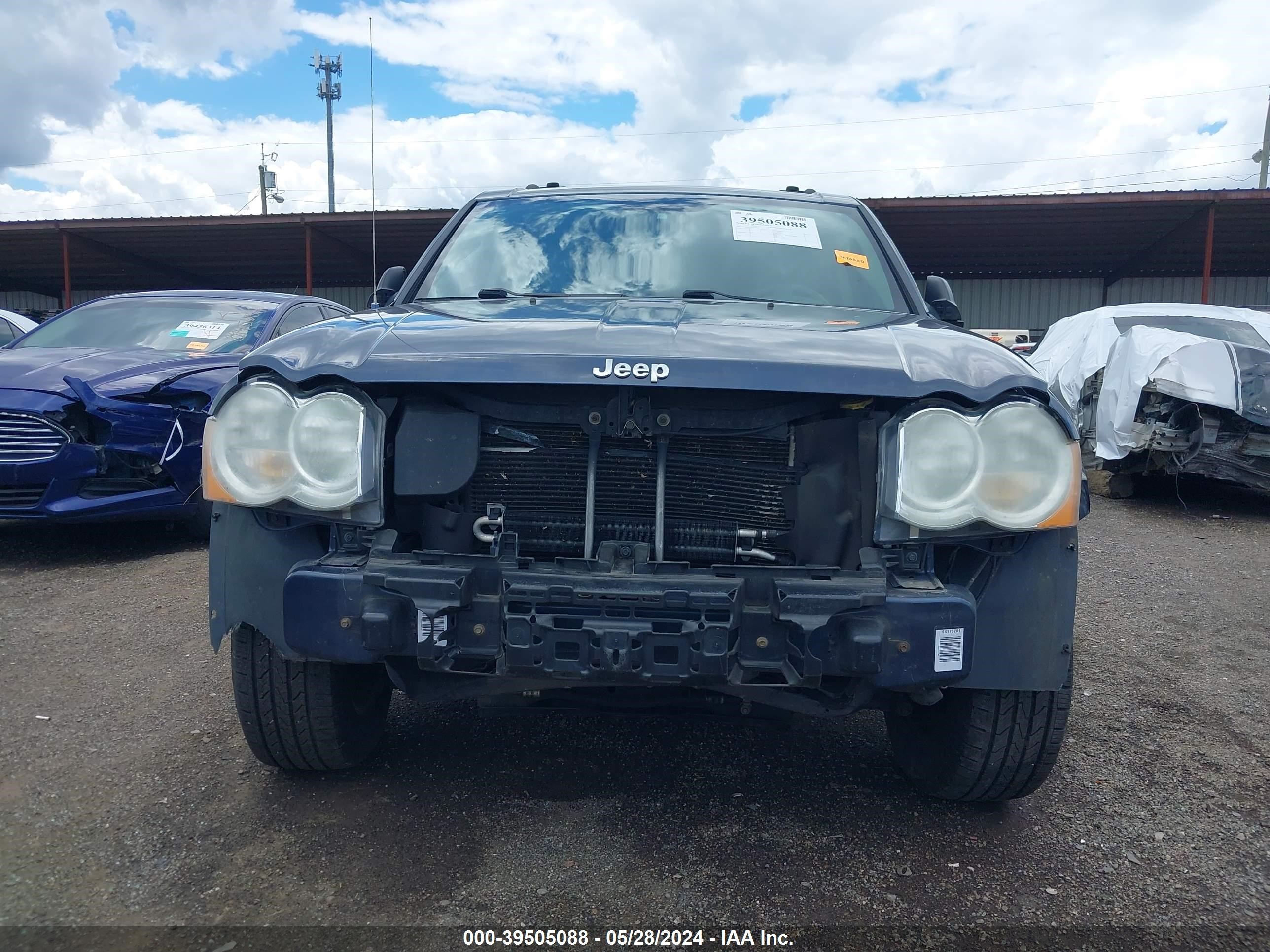 Photo 5 VIN: 1J8GR48K39C536026 - JEEP GRAND CHEROKEE 