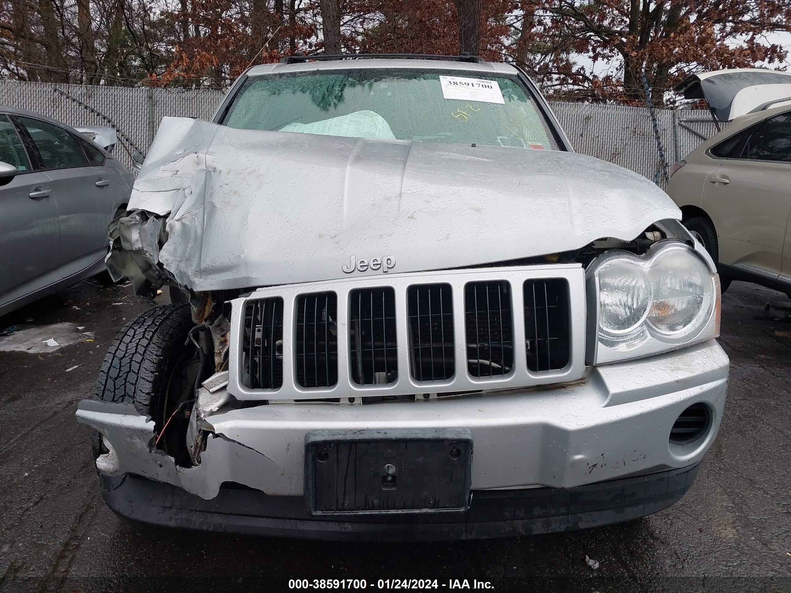 Photo 5 VIN: 1J8GR48K57C640790 - JEEP GRAND CHEROKEE 