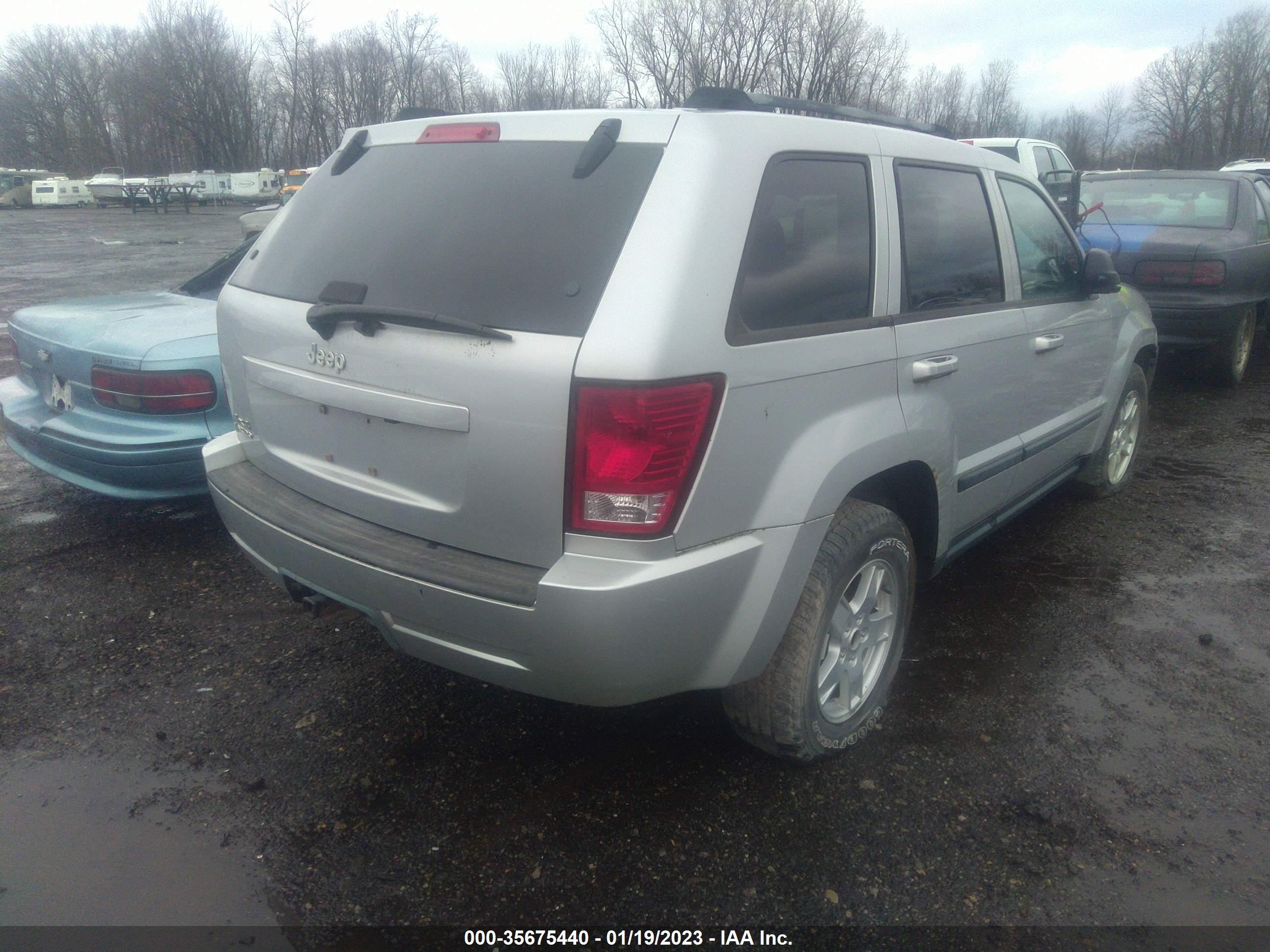 Photo 3 VIN: 1J8GR48K67C568059 - JEEP GRAND CHEROKEE 