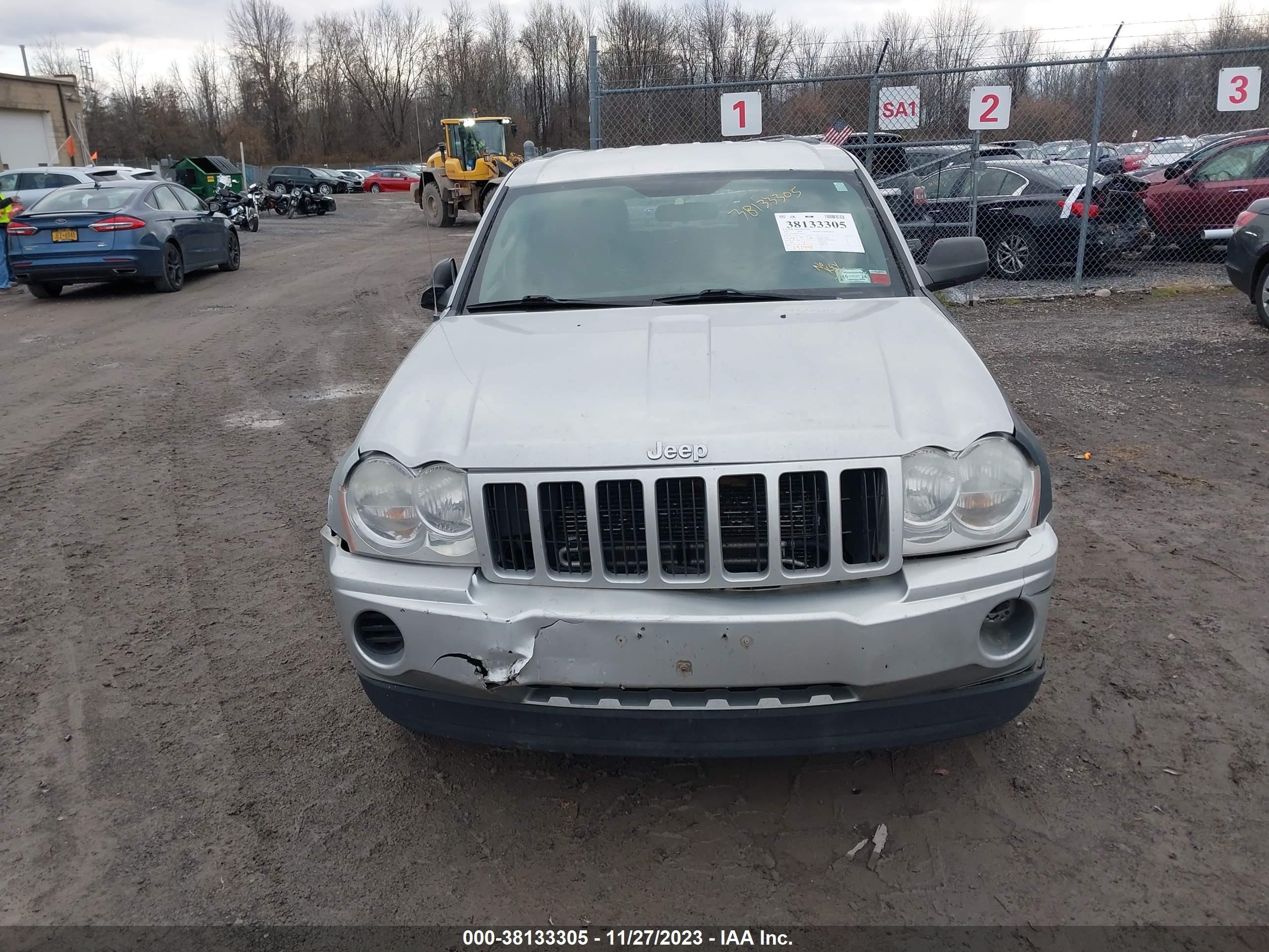 Photo 11 VIN: 1J8GR48K77C581645 - JEEP GRAND CHEROKEE 