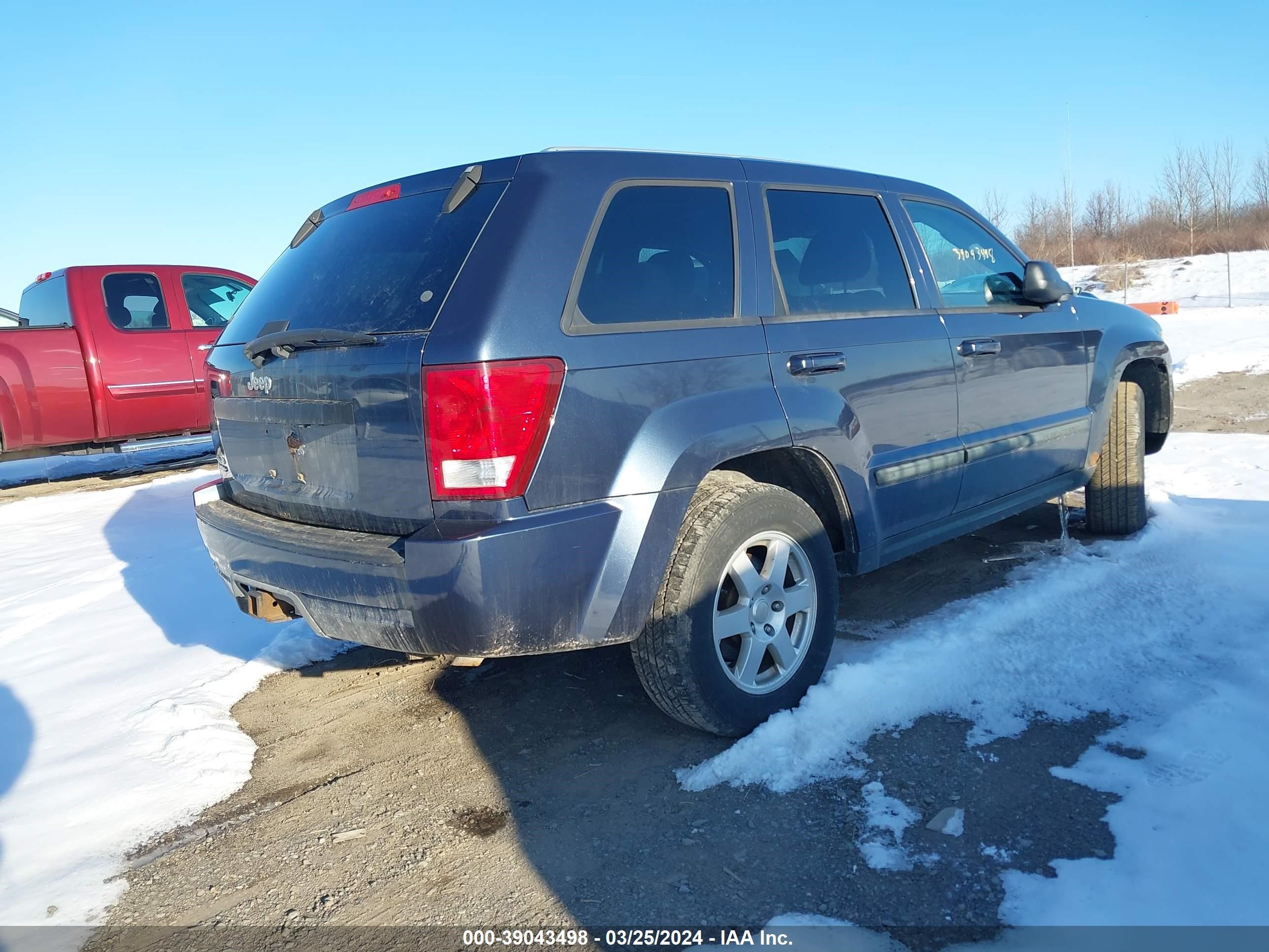 Photo 3 VIN: 1J8GR48K78C215668 - JEEP GRAND CHEROKEE 