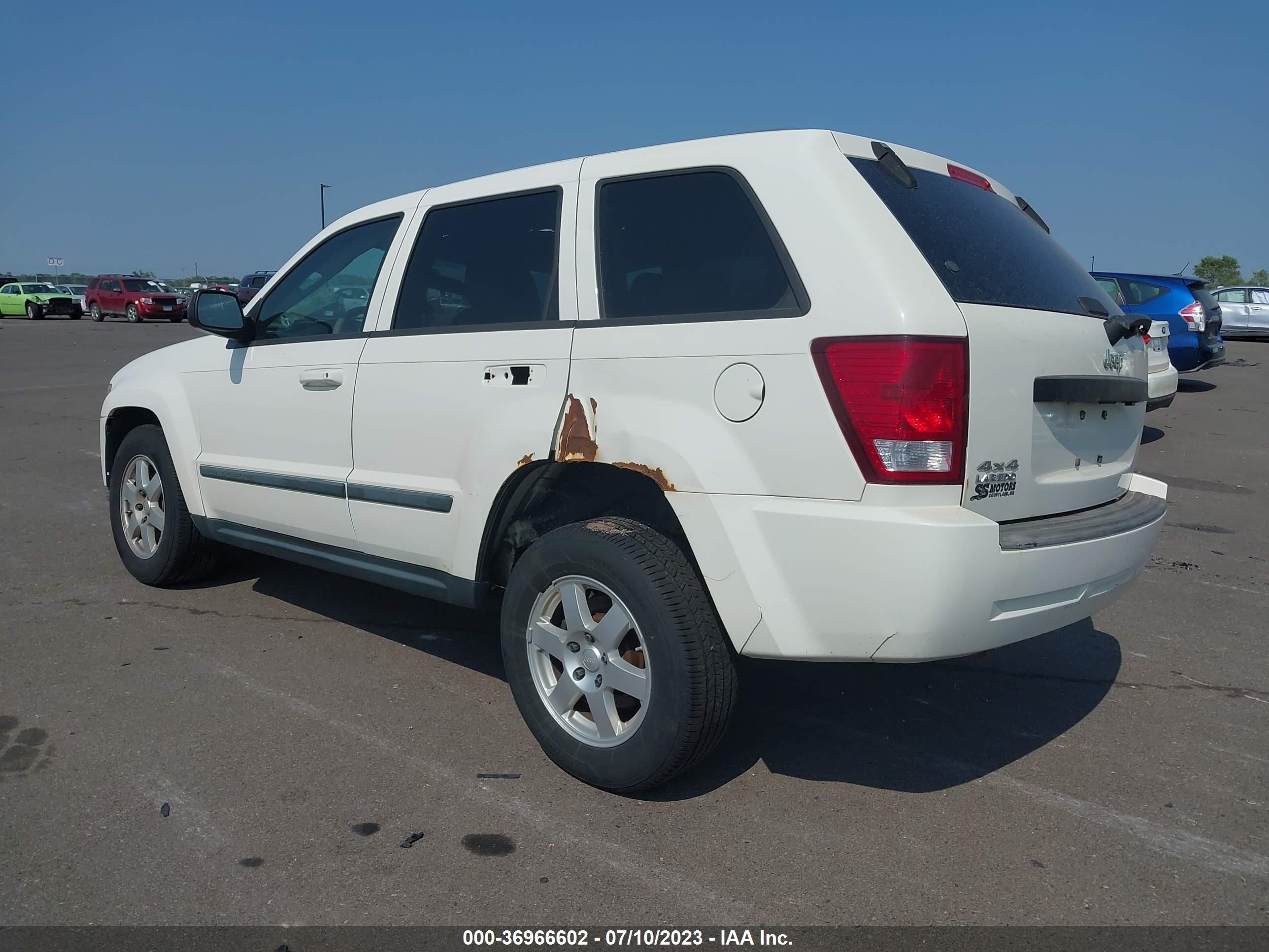 Photo 2 VIN: 1J8GR48K78C225715 - JEEP GRAND CHEROKEE 