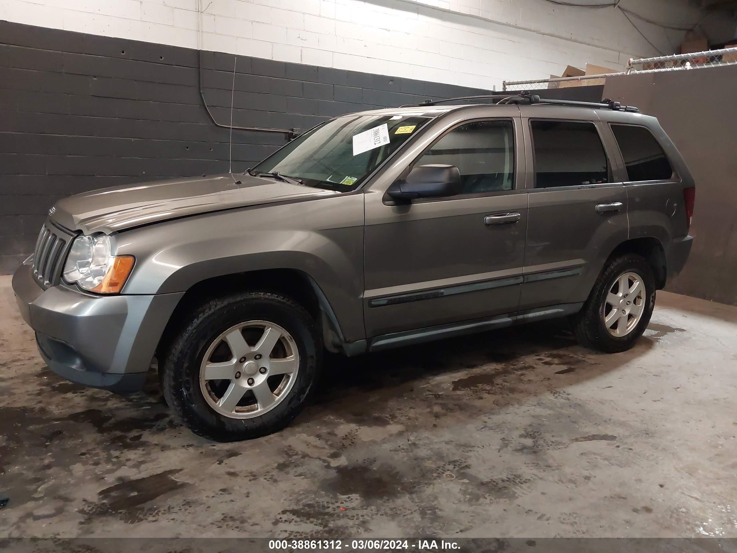 Photo 1 VIN: 1J8GR48K88C117099 - JEEP GRAND CHEROKEE 