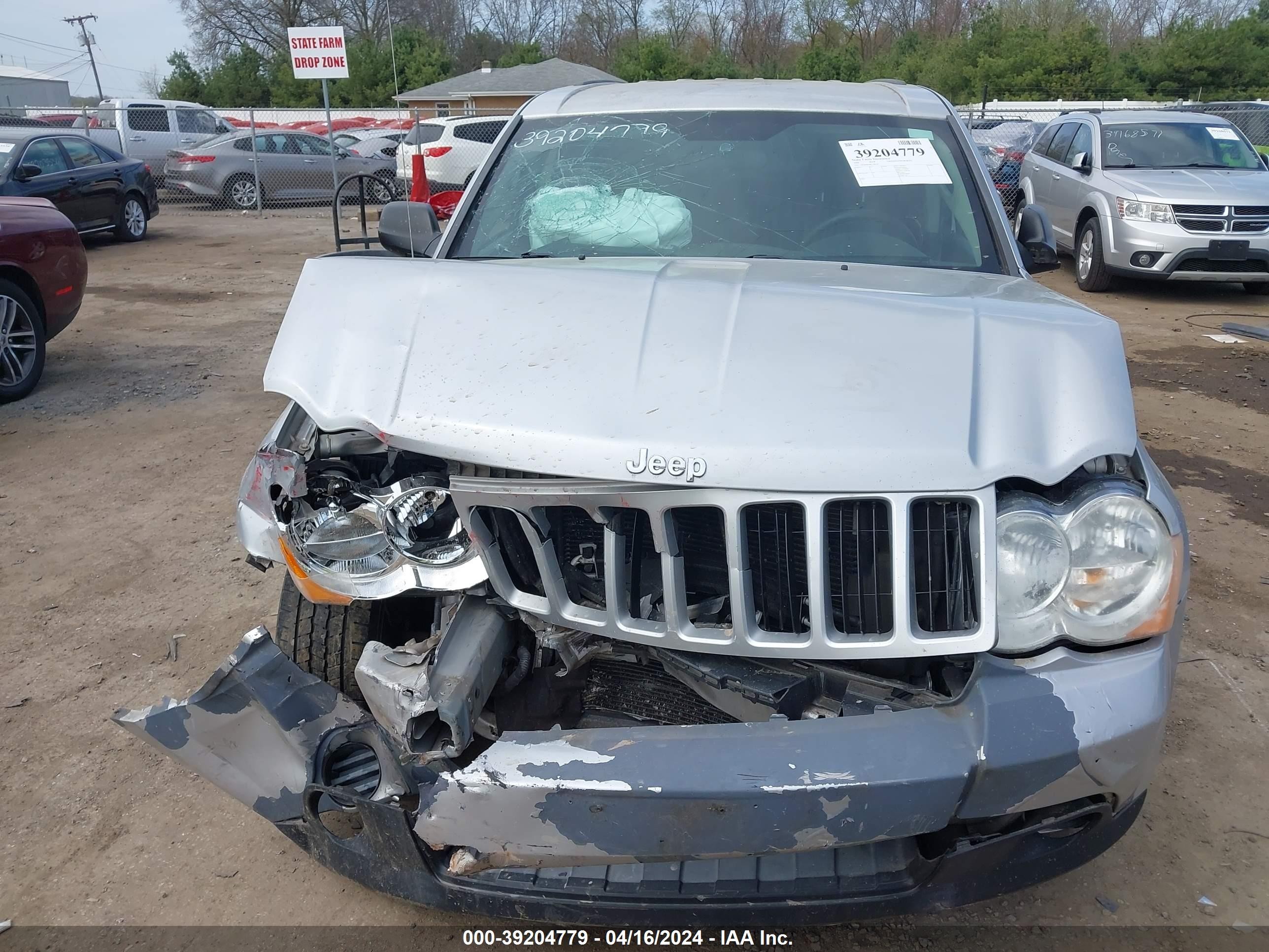 Photo 10 VIN: 1J8GR48K88C188187 - JEEP GRAND CHEROKEE 