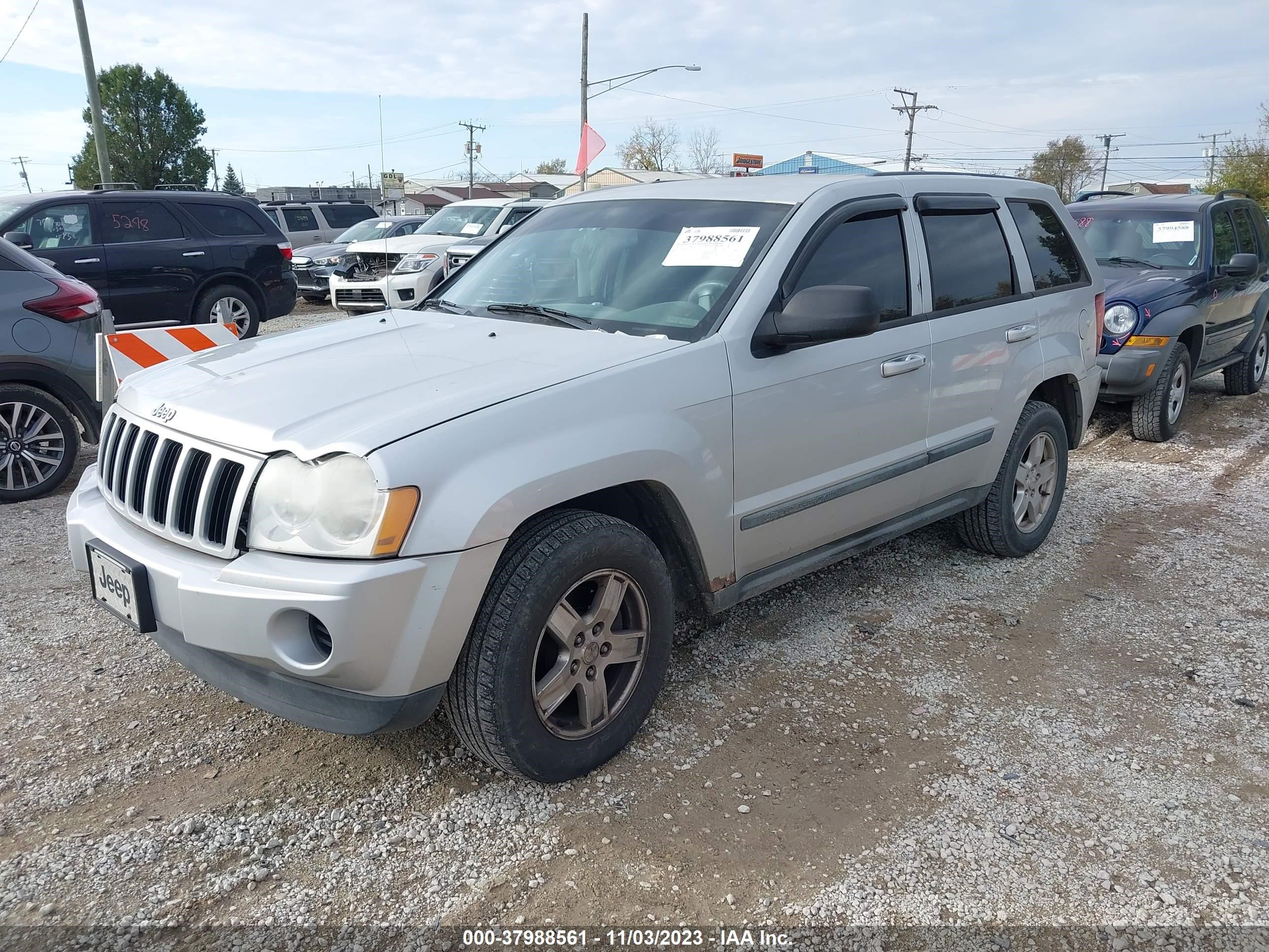 Photo 1 VIN: 1J8GR48KX7C647279 - JEEP GRAND CHEROKEE 