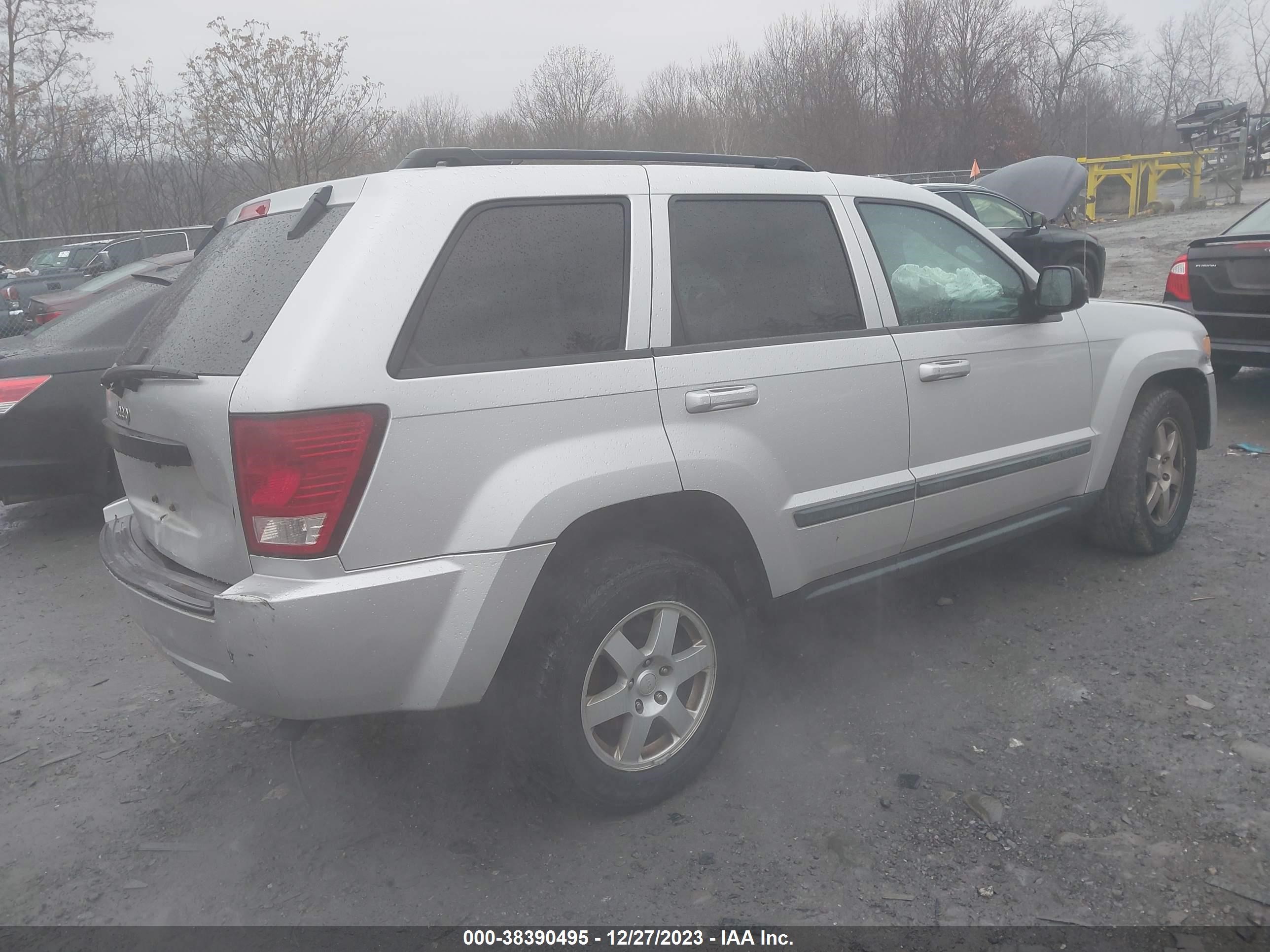 Photo 3 VIN: 1J8GR48KX8C234859 - JEEP GRAND CHEROKEE 