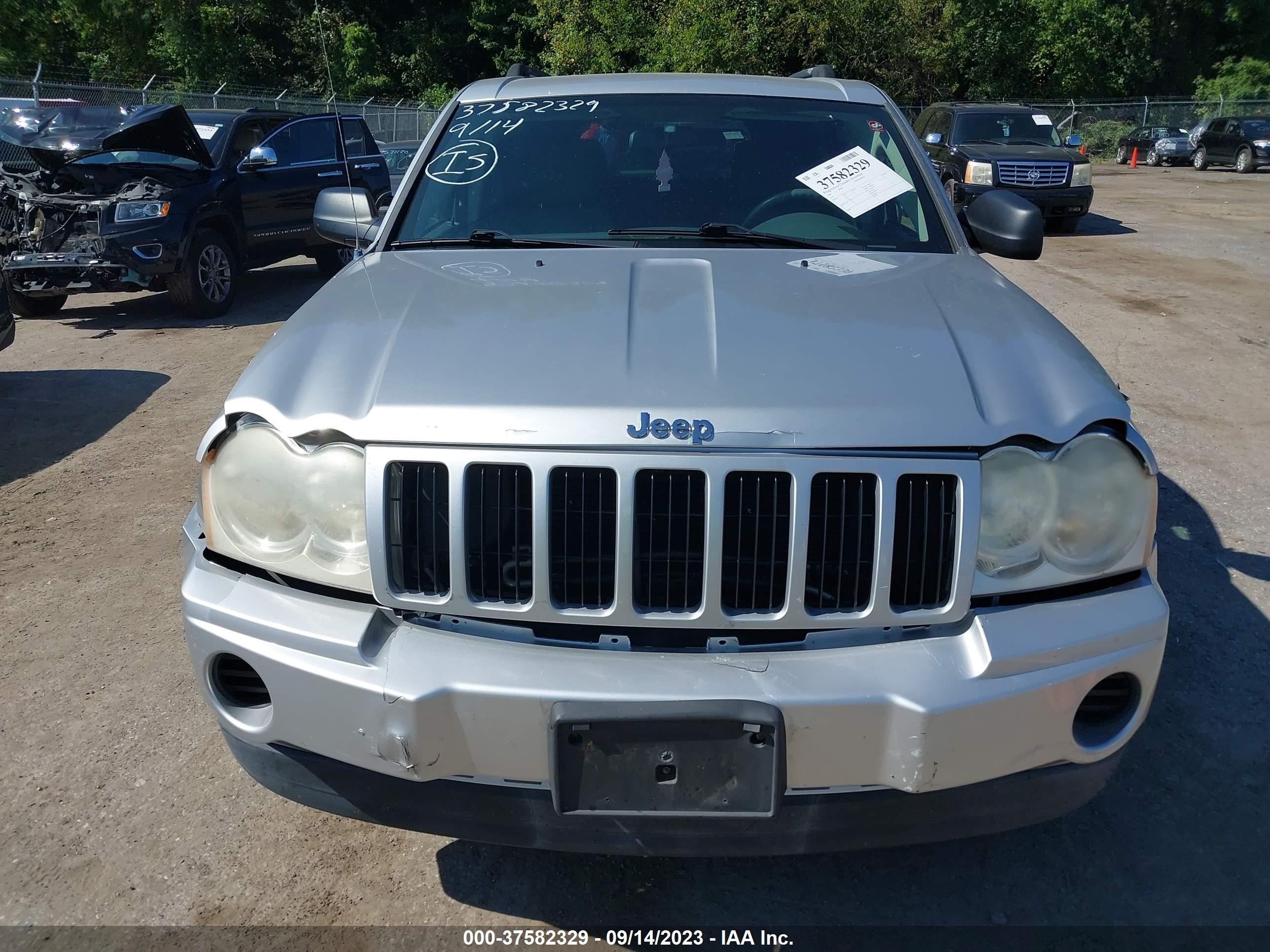 Photo 11 VIN: 1J8GS48K07C515541 - JEEP GRAND CHEROKEE 