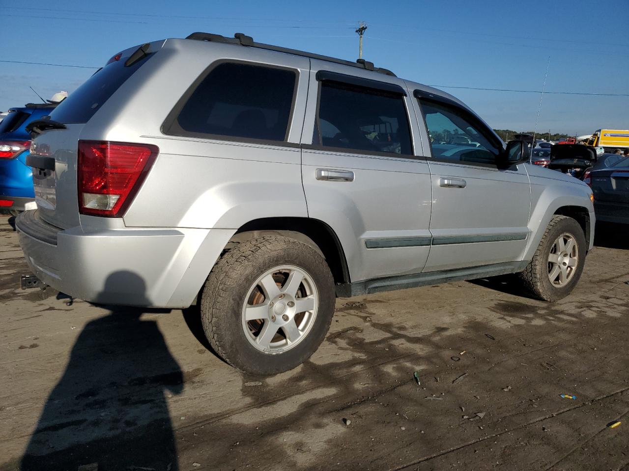 Photo 2 VIN: 1J8GS48K18C109575 - JEEP GRAND CHEROKEE 