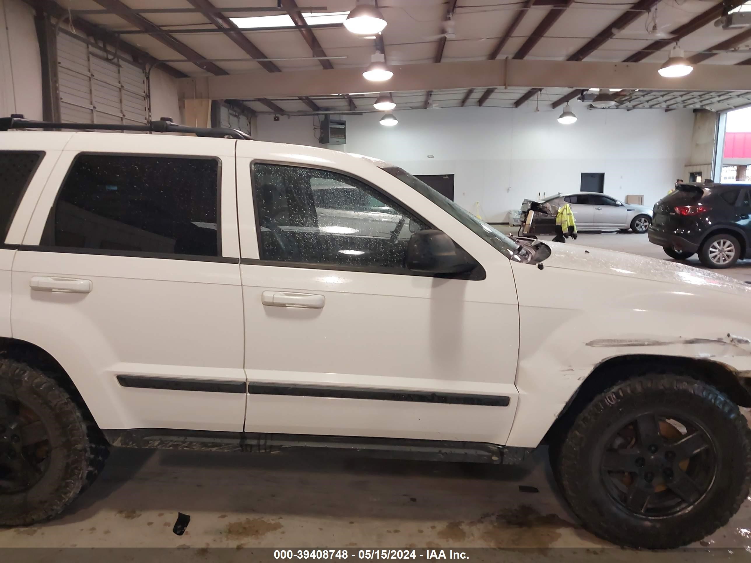 Photo 13 VIN: 1J8GS48K47C564340 - JEEP GRAND CHEROKEE 