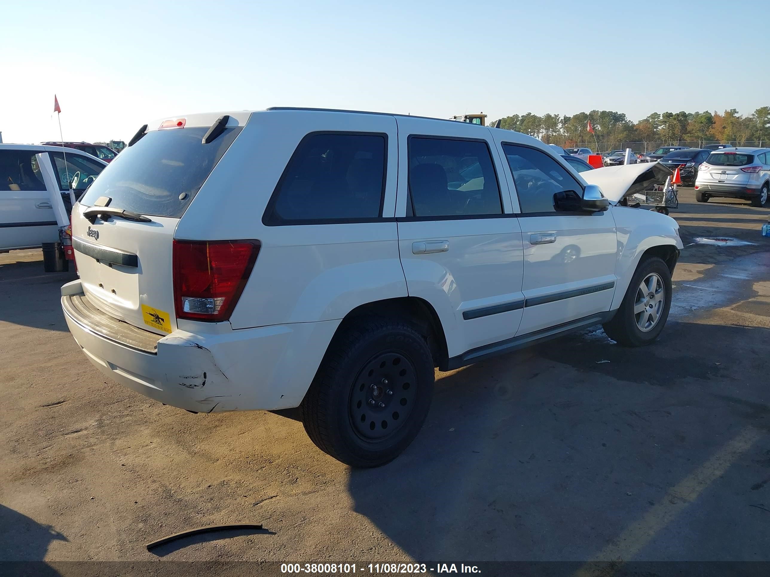 Photo 3 VIN: 1J8GS48K48C121087 - JEEP GRAND CHEROKEE 