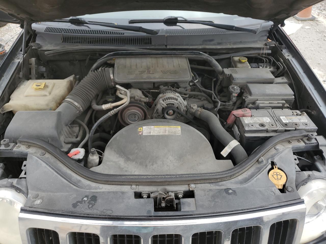 Photo 10 VIN: 1J8GS48K98C121229 - JEEP GRAND CHEROKEE 