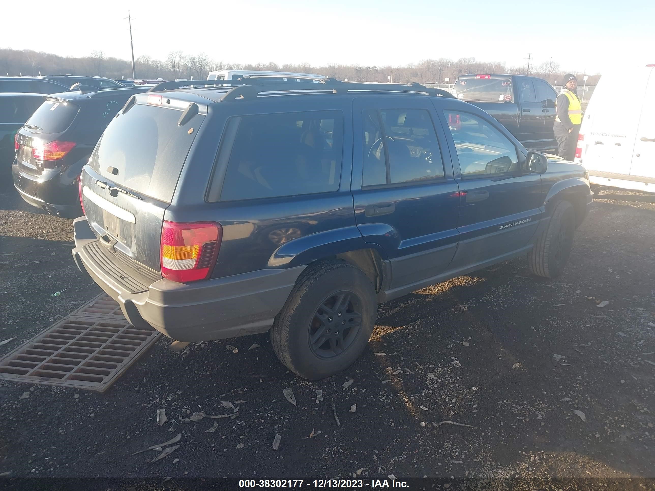 Photo 3 VIN: 1J8GW48S44C310482 - JEEP GRAND CHEROKEE 