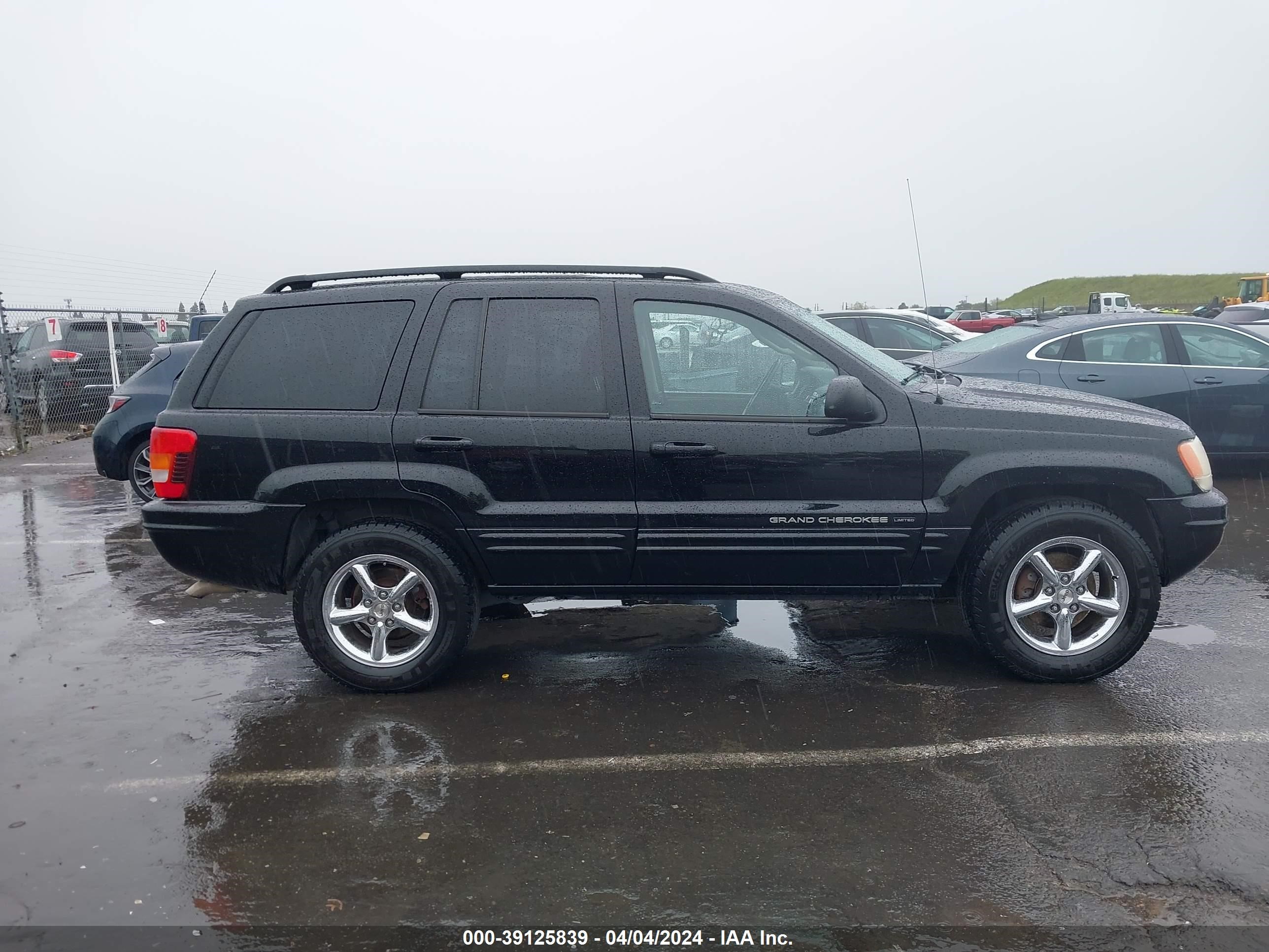 Photo 12 VIN: 1J8GX58N32C235624 - JEEP GRAND CHEROKEE 