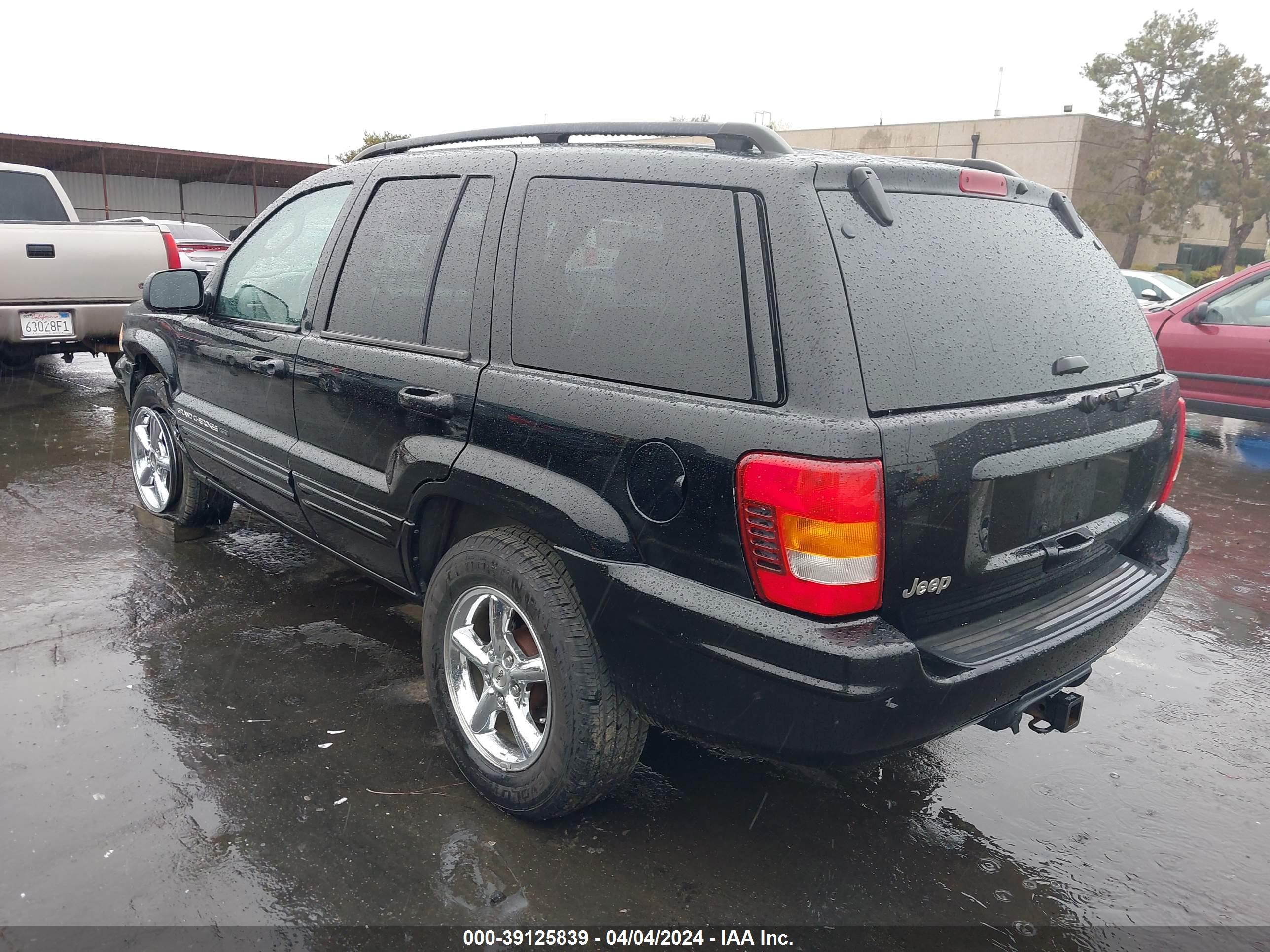 Photo 2 VIN: 1J8GX58N32C235624 - JEEP GRAND CHEROKEE 