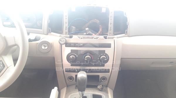 Photo 17 VIN: 1J8HC48N25Y545703 - JEEP LAREDO 