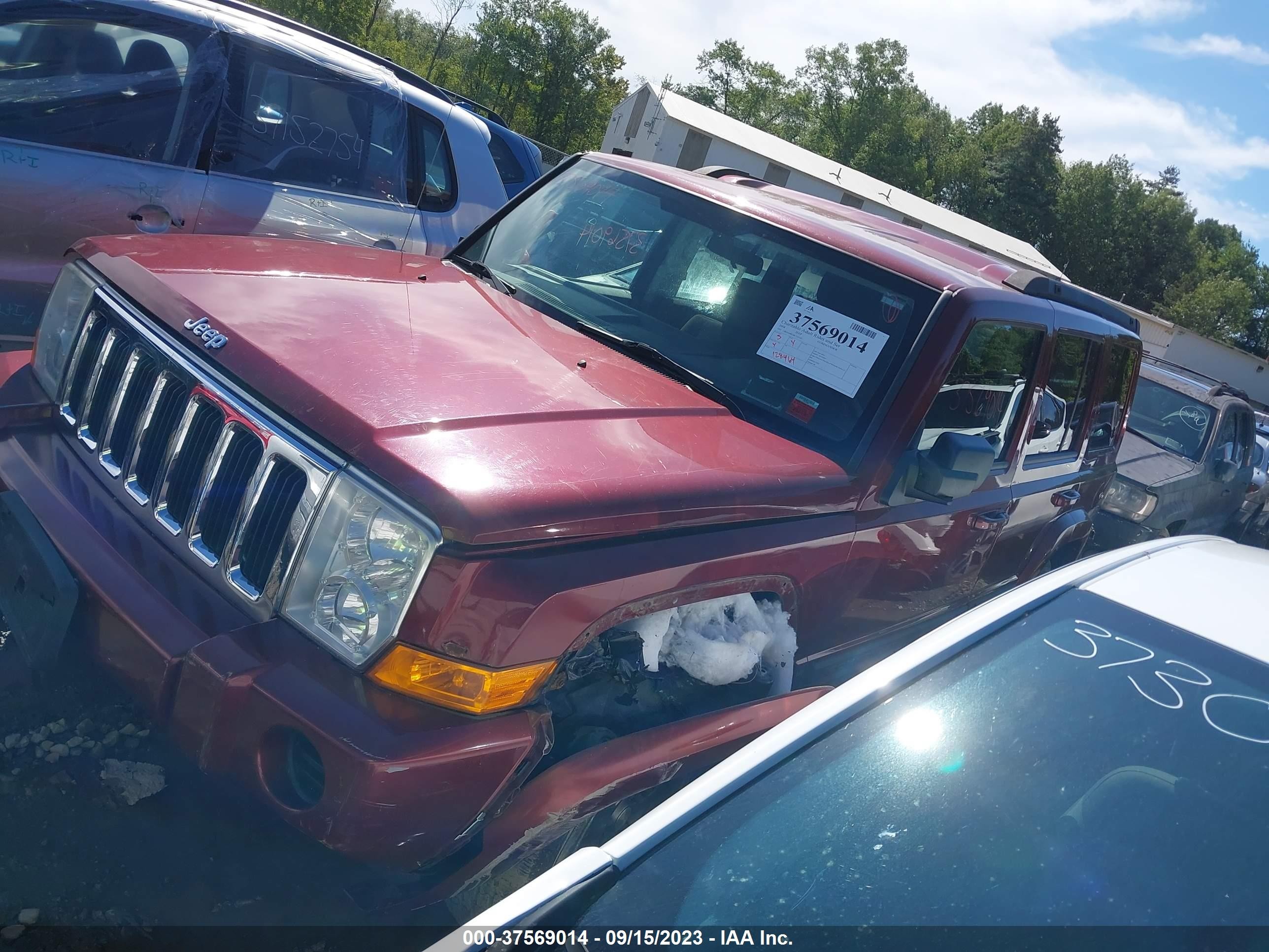 Photo 1 VIN: 1J8HG48K08C133162 - JEEP COMMANDER 