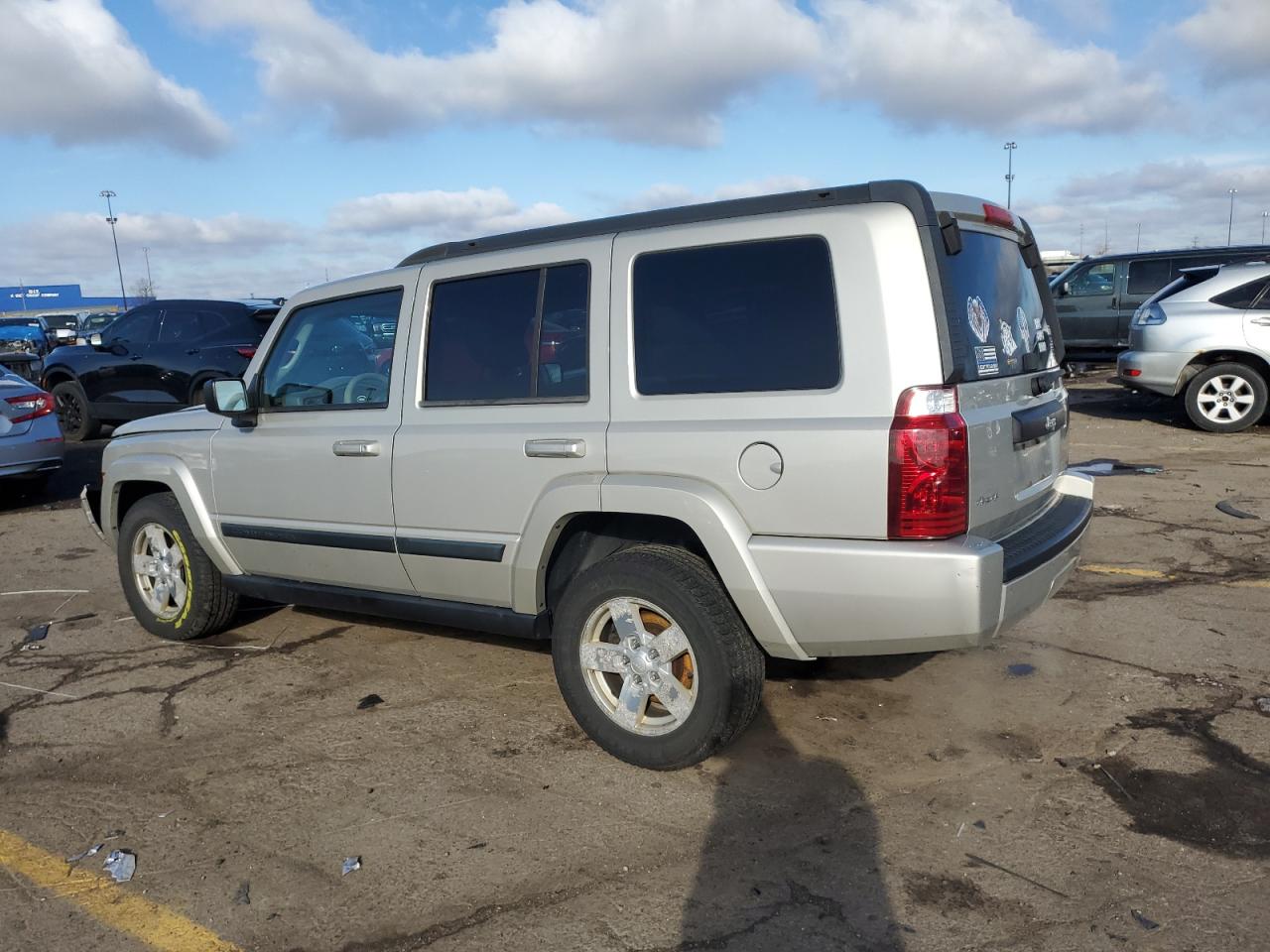 Photo 1 VIN: 1J8HG48K18C142341 - JEEP COMMANDER 