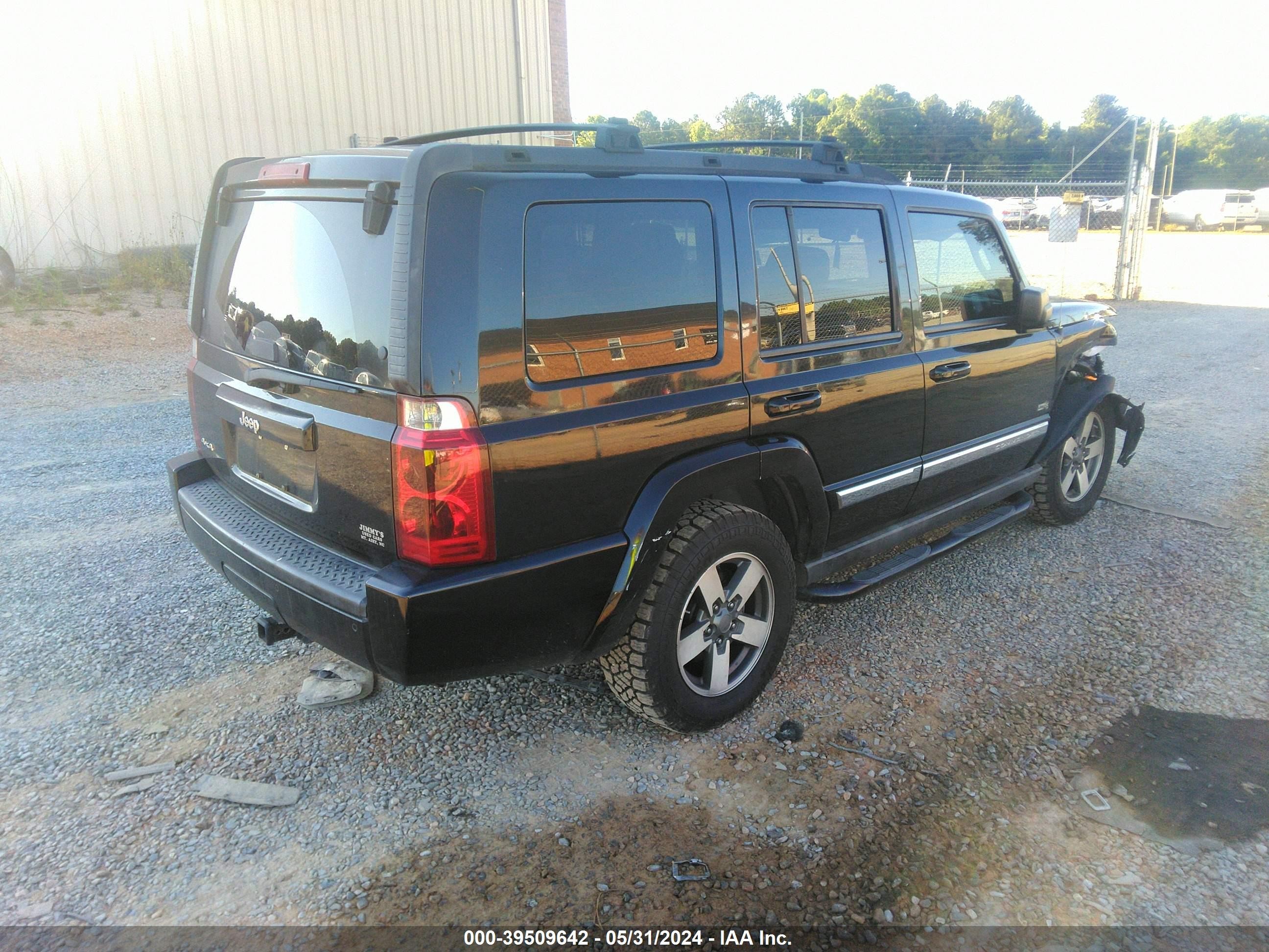 Photo 3 VIN: 1J8HG48K26C288406 - JEEP COMMANDER 