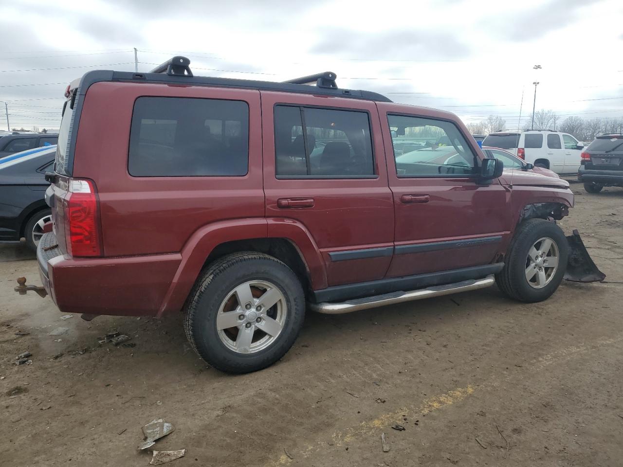 Photo 2 VIN: 1J8HG48K28C232954 - JEEP COMMANDER 