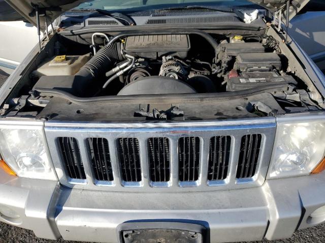 Photo 11 VIN: 1J8HG48K38C124617 - JEEP COMMANDER 