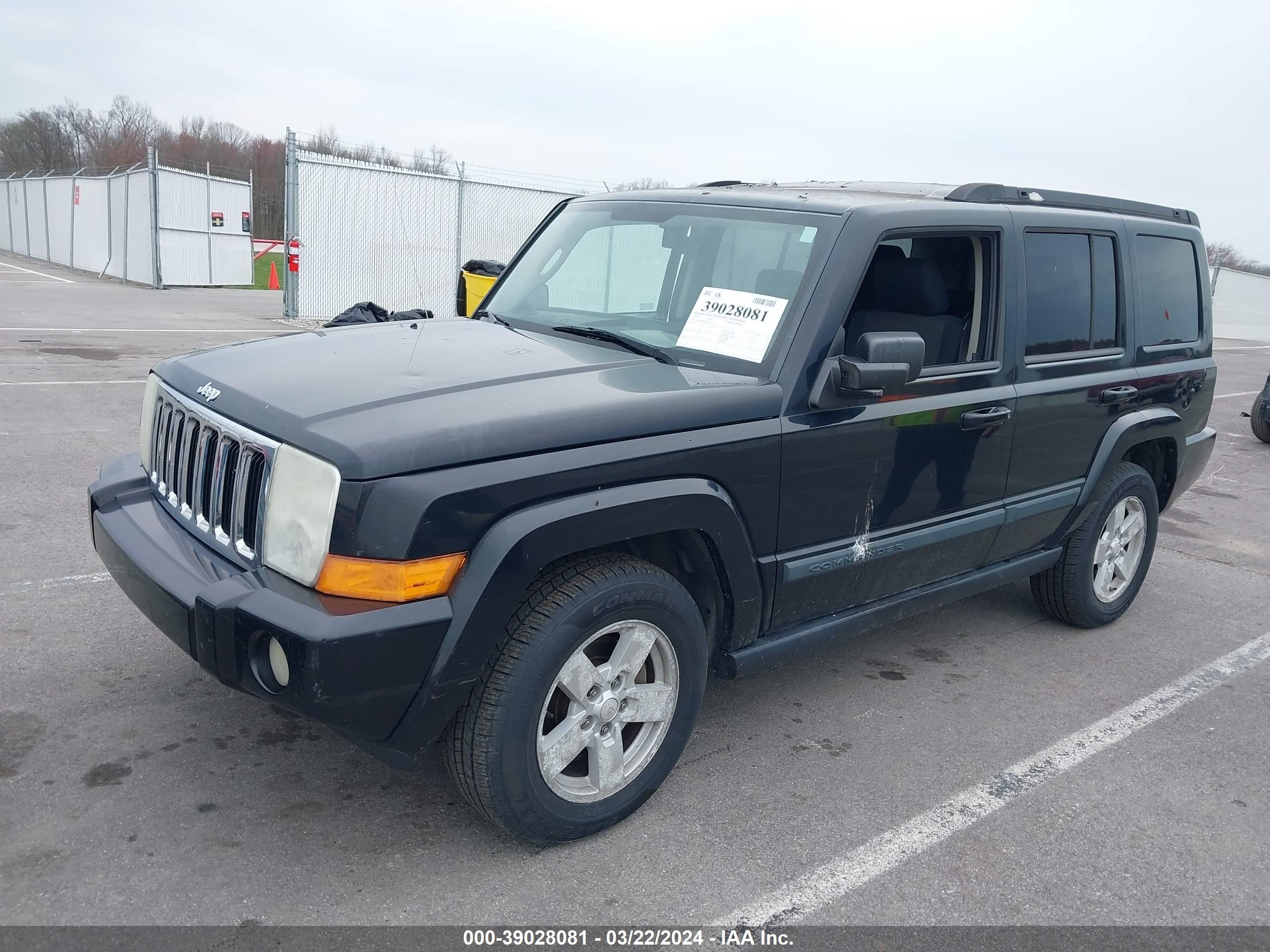 Photo 1 VIN: 1J8HG48K38C166611 - JEEP COMMANDER 