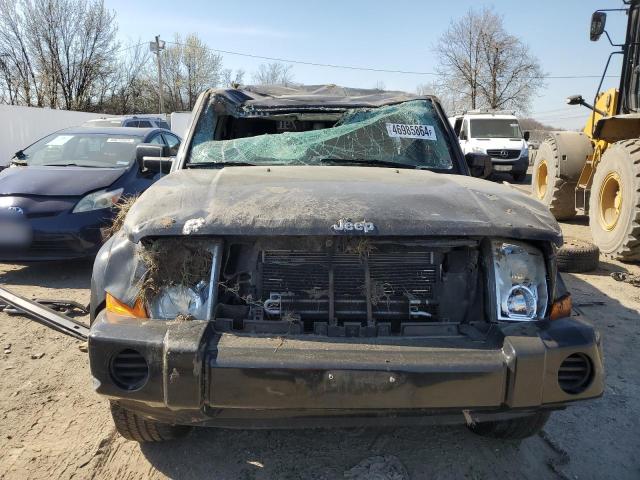 Photo 4 VIN: 1J8HG48K38C200773 - JEEP COMMANDER 