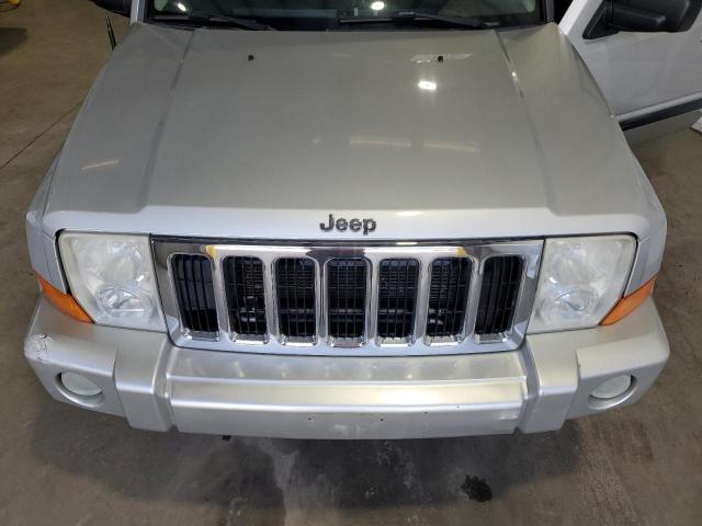 Photo 11 VIN: 1J8HG48K58C101128 - JEEP COMMANDER 