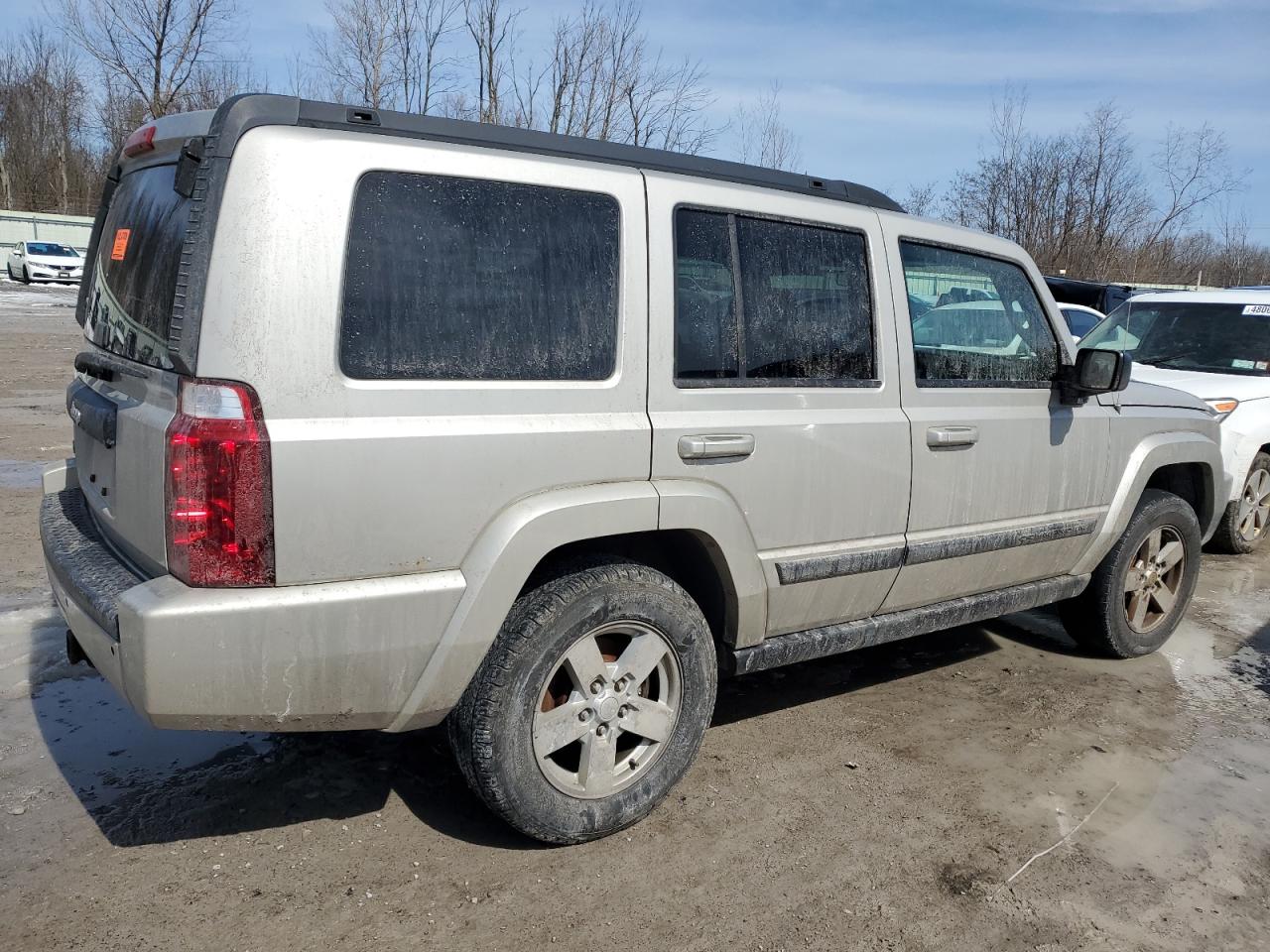 Photo 2 VIN: 1J8HG48K58C233032 - JEEP COMMANDER 