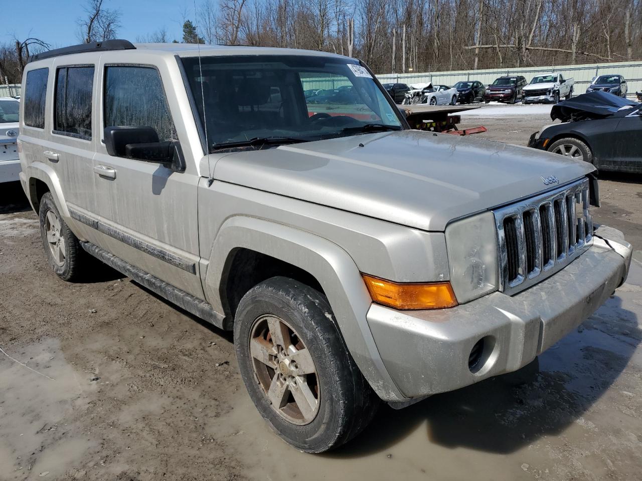 Photo 3 VIN: 1J8HG48K58C233032 - JEEP COMMANDER 